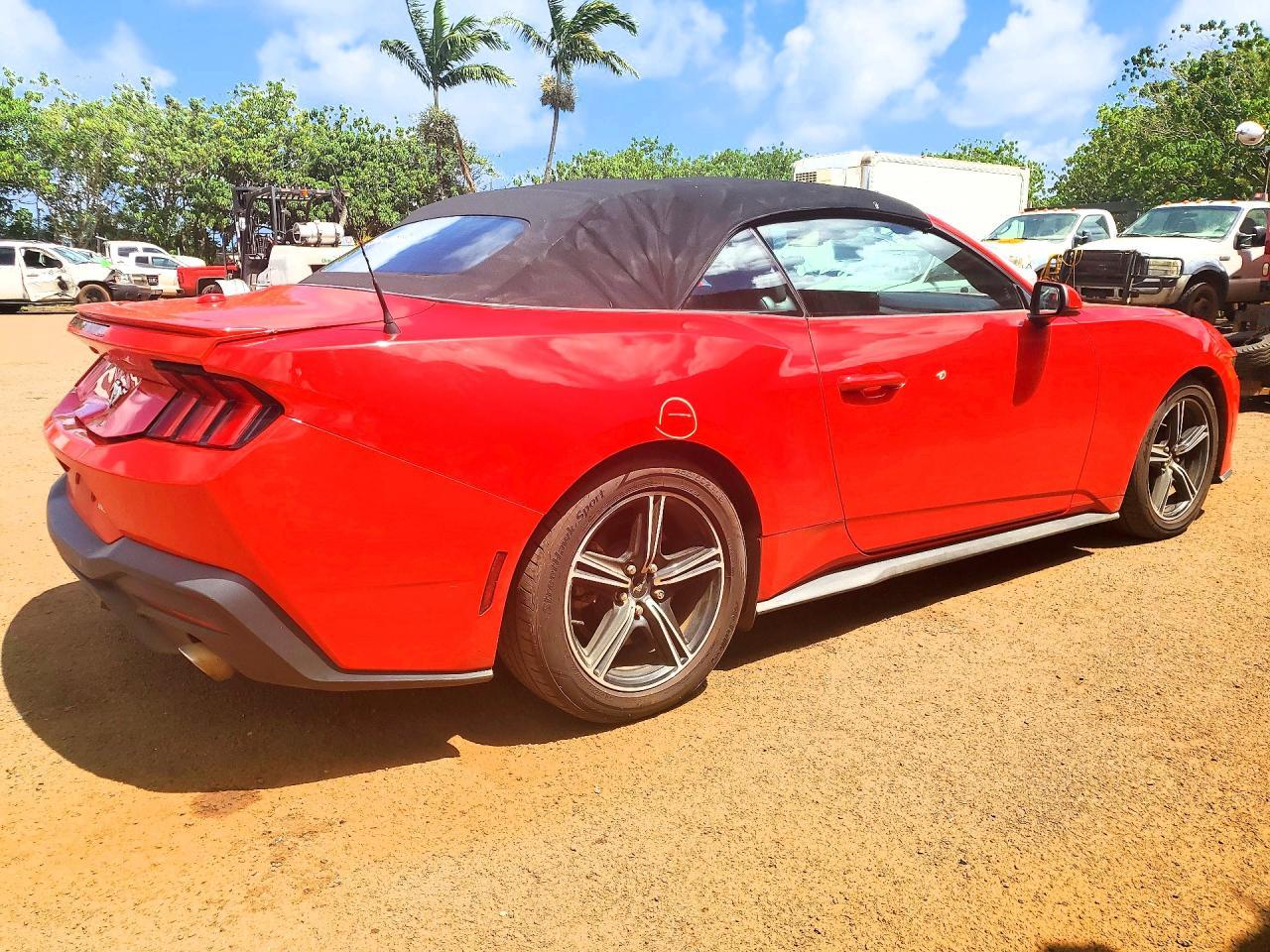 2024 Ford Mustang - zdjęcie 3