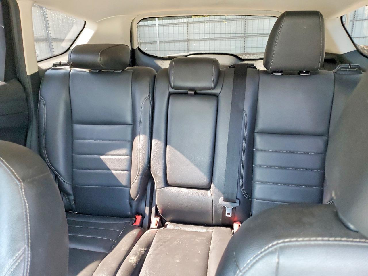2014 Ford Escape Titanium - zdjęcie 10