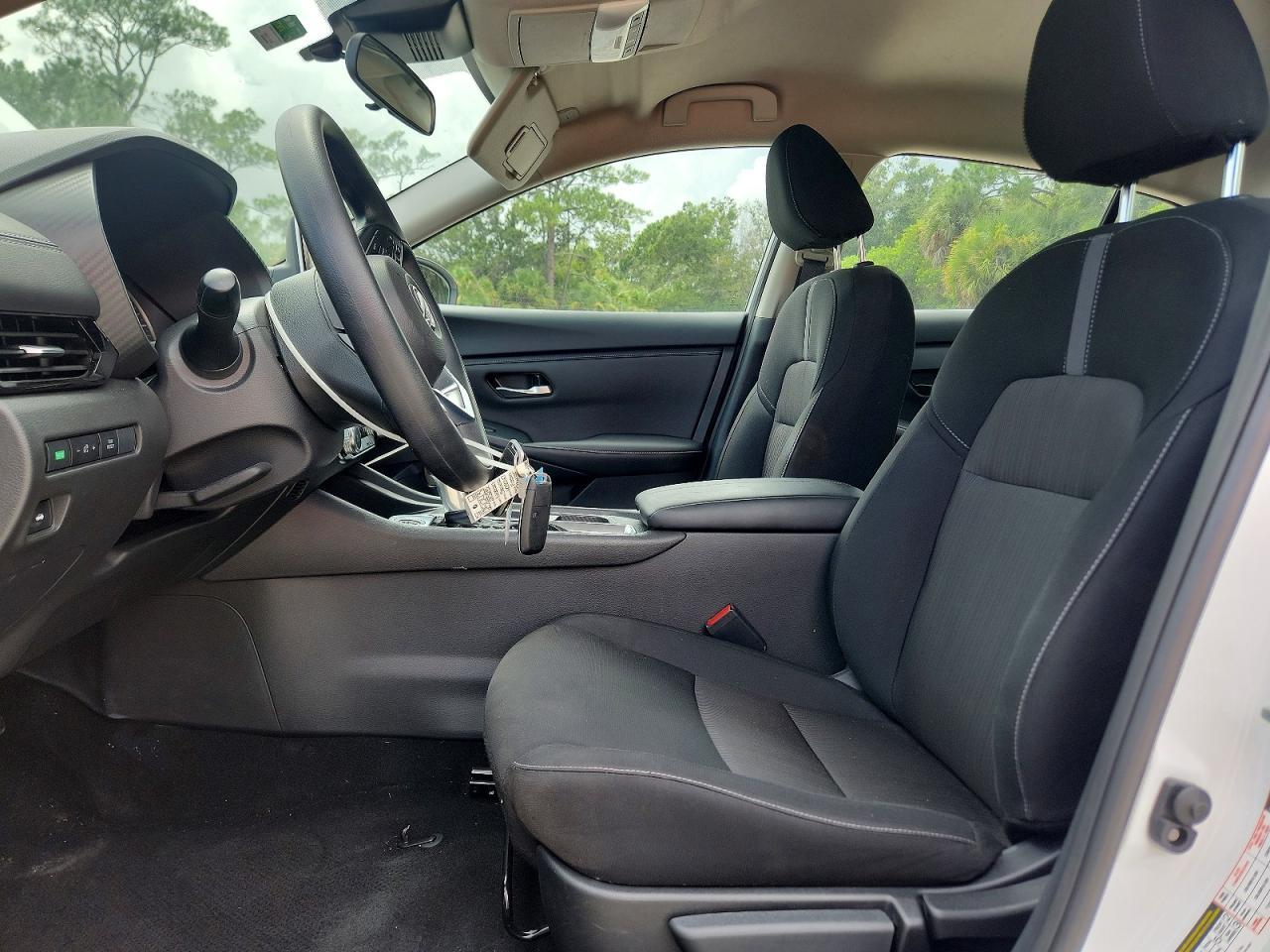 2025 Nissan Sentra Sv - zdjęcie 7