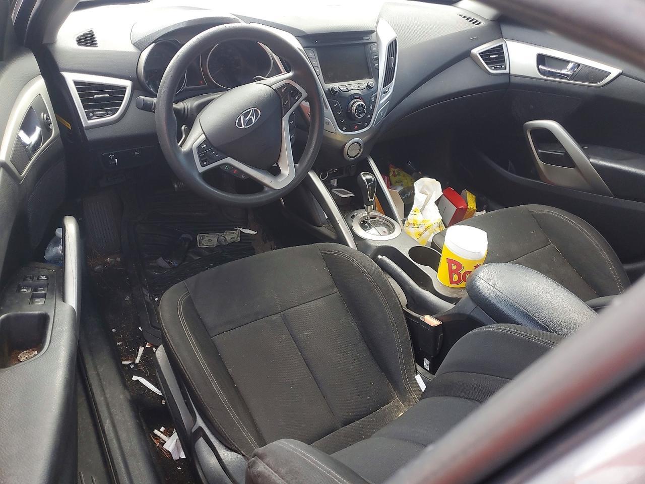 2016 Hyundai Veloster Base - zdjęcie 8