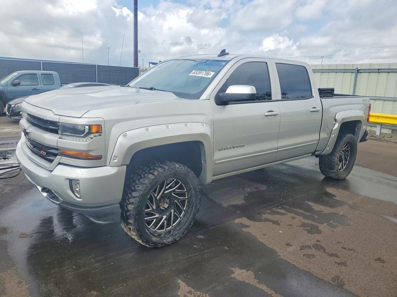 2017 Chevrolet Silverado K1500 Lt - zdjęcie główne