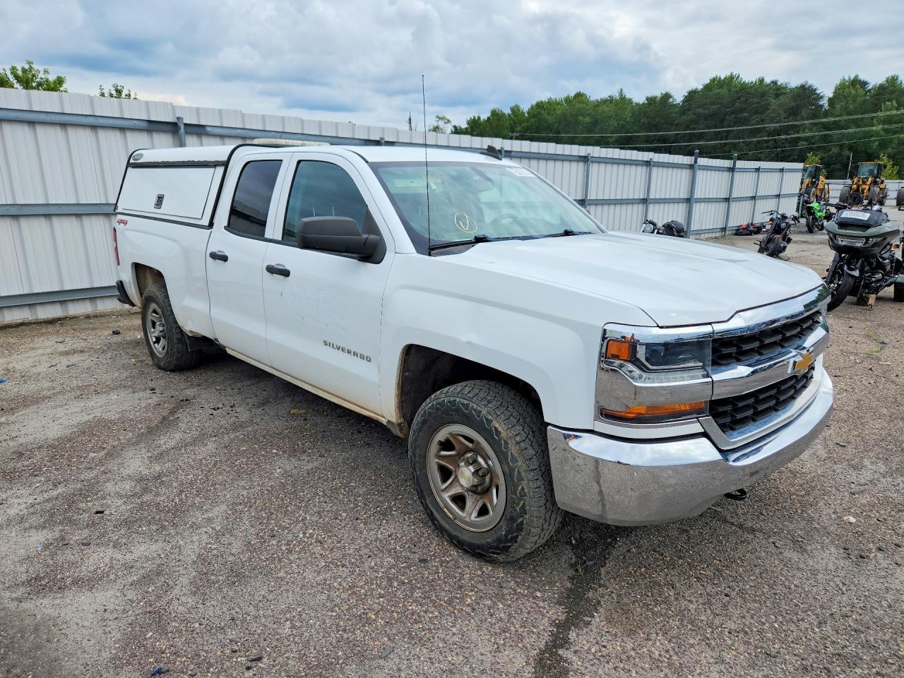 2018 Chevrolet Silverado K1500 - zdjęcie 4