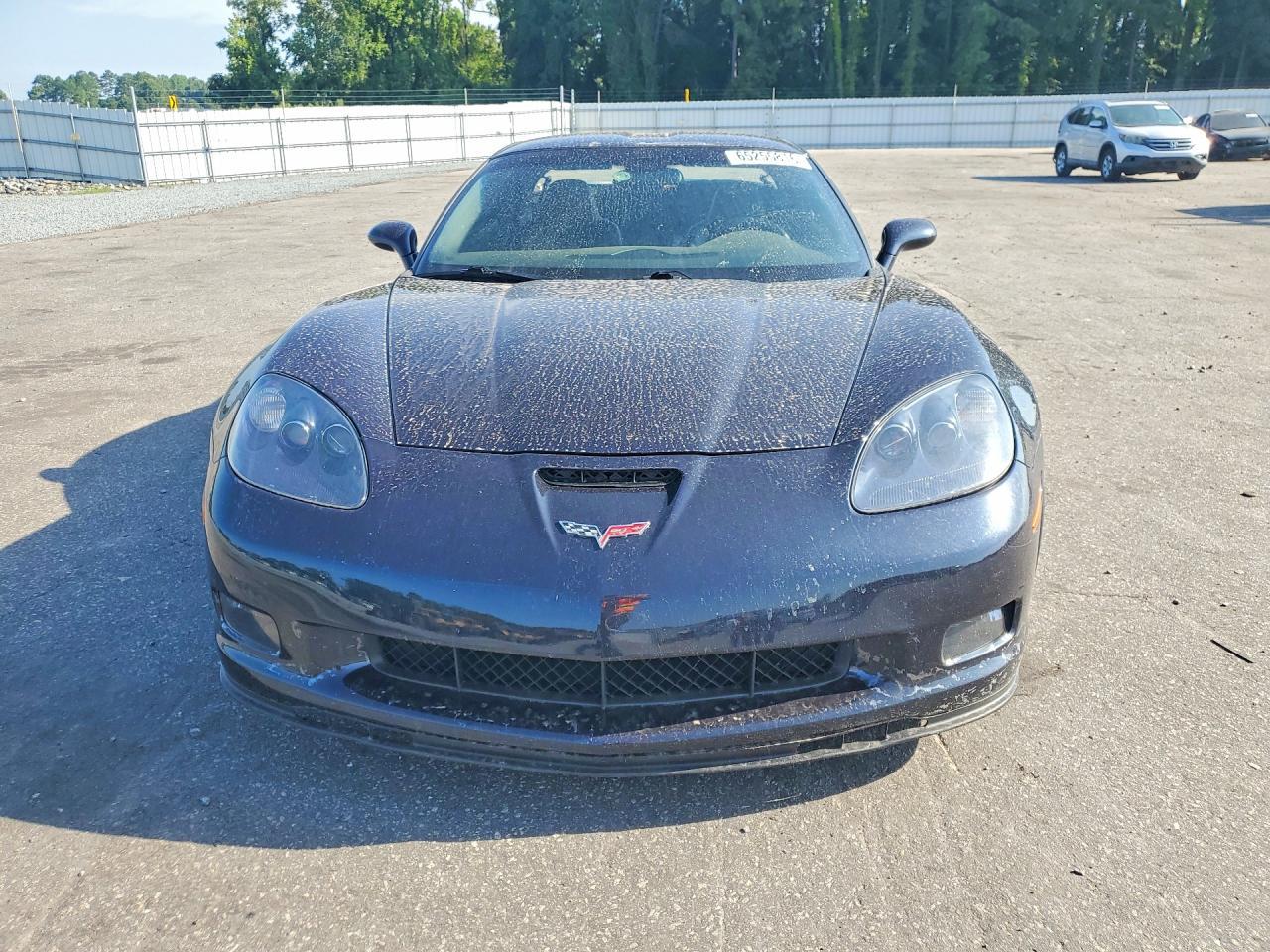 Chevrolet Corvette Coupe - zdjęcie 5