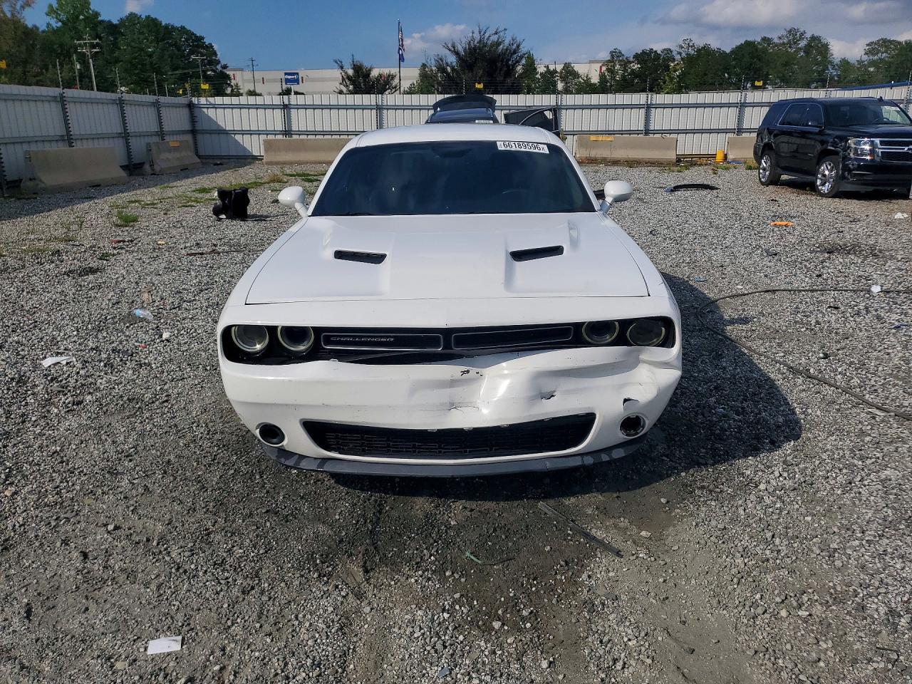 2015 Dodge Challenger Sxt - zdjęcie 5