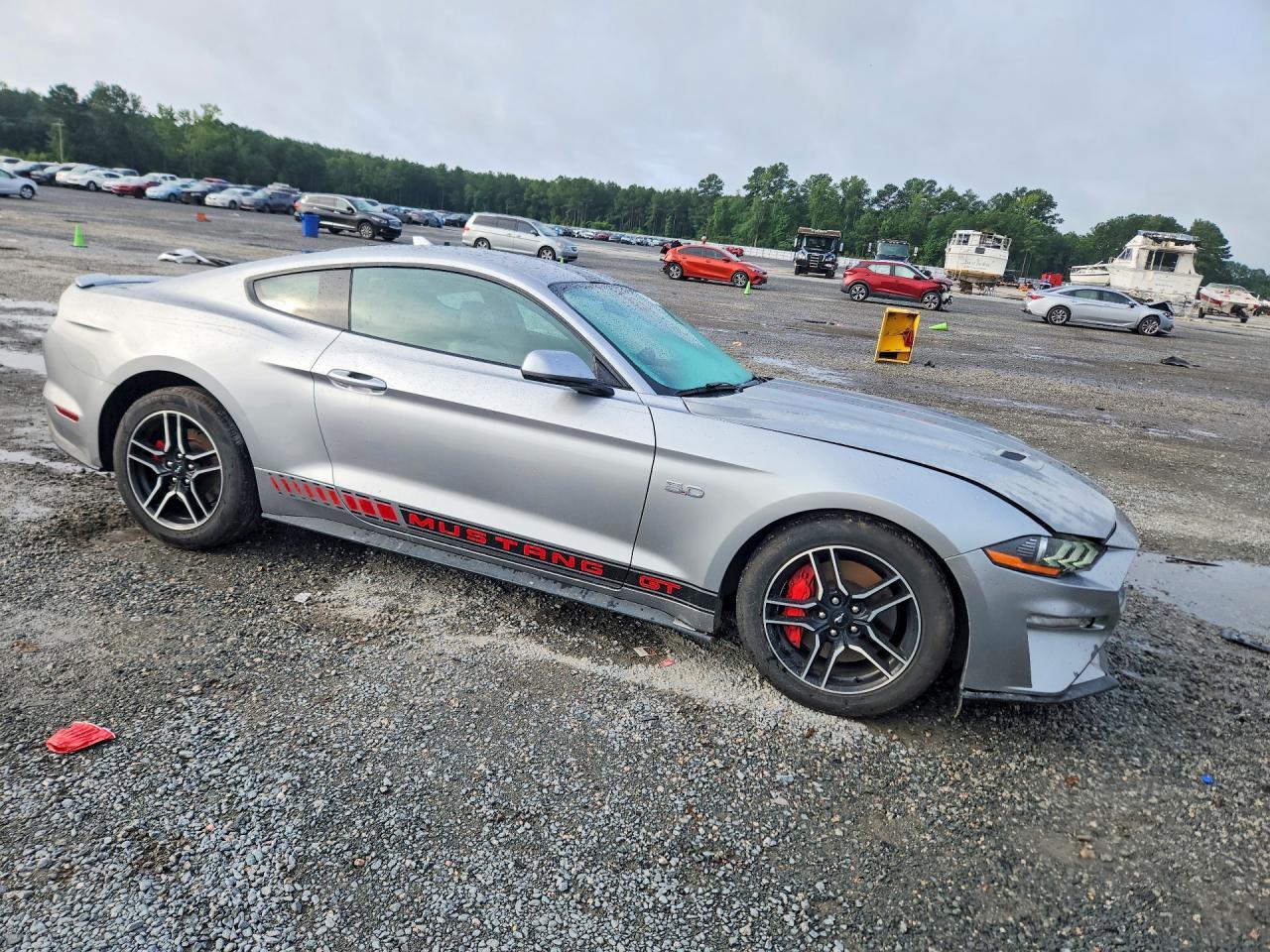 2021 Ford Mustang Gt - zdjęcie 4