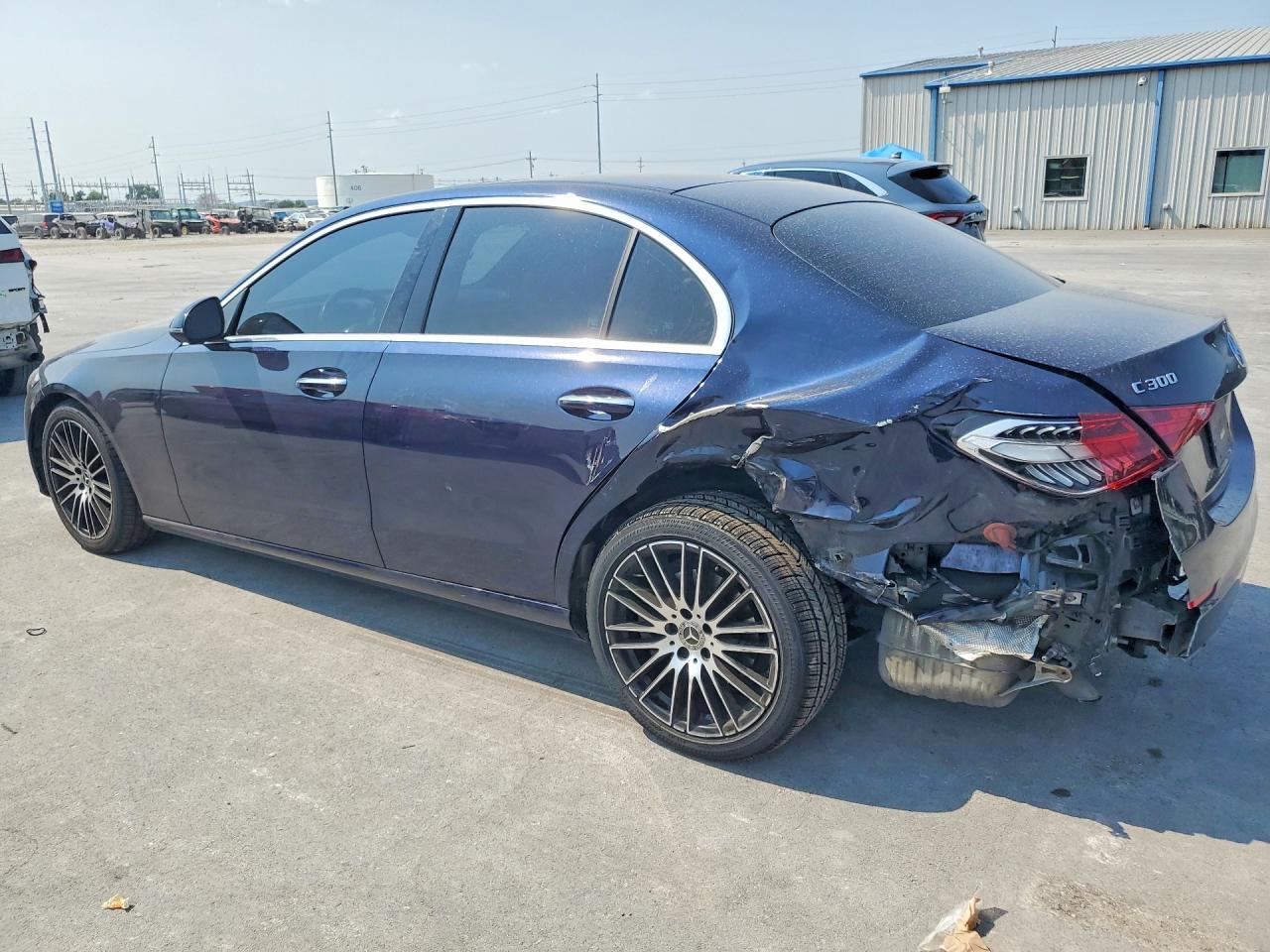 2023 Mercedes-Benz C 300 4Matic - zdjęcie 2
