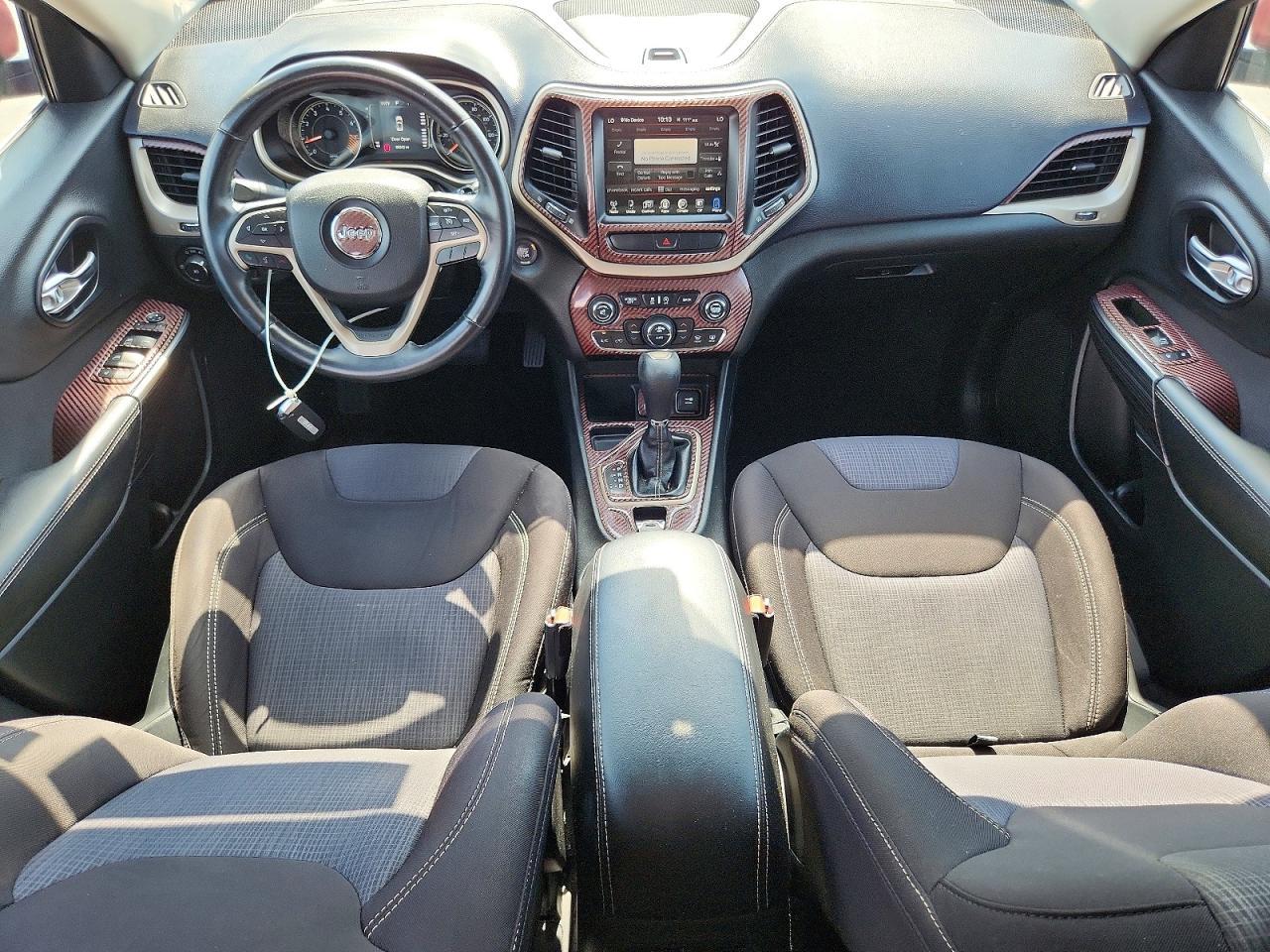 2015 Jeep Cherokee Latitude - zdjęcie 8