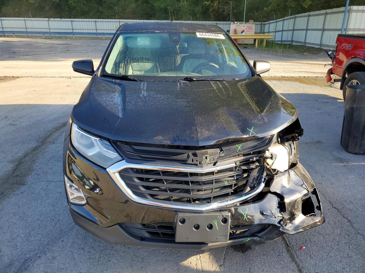 2020 Chevrolet Equinox Ls - zdjęcie 5
