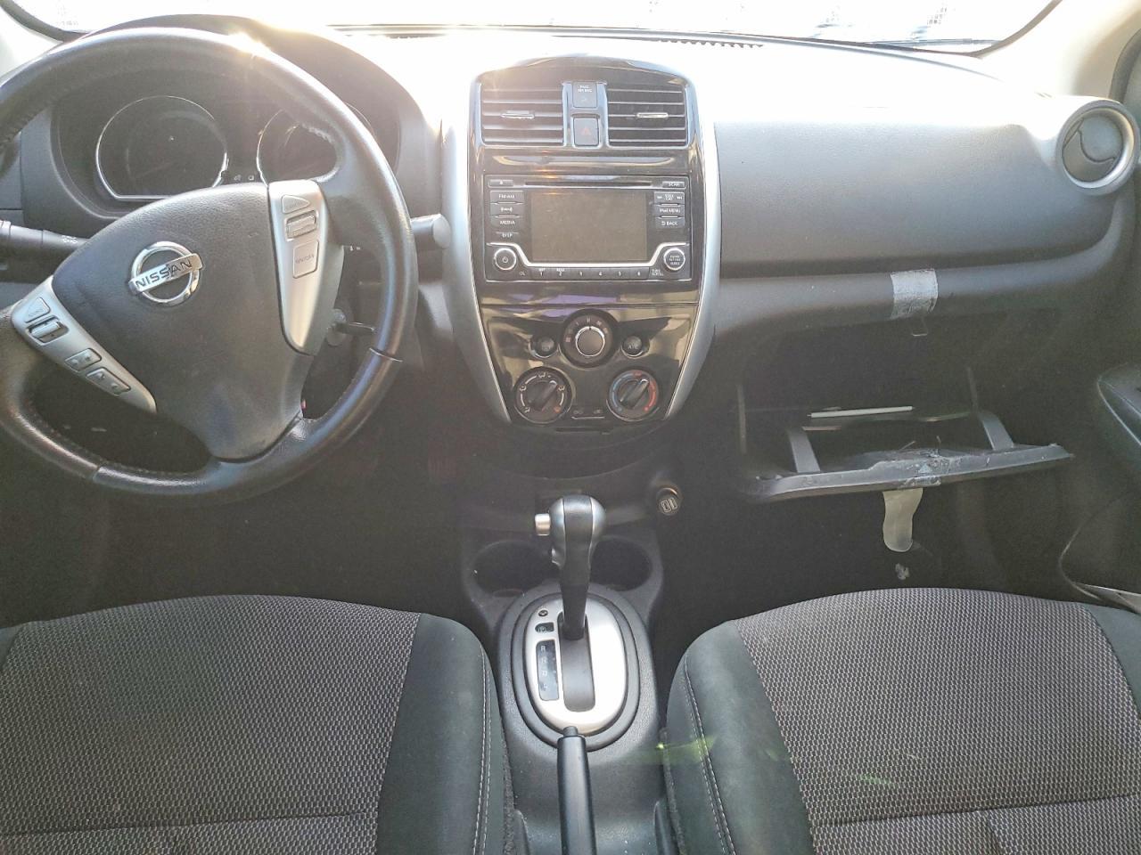 2017 Nissan Versa 1.6 S - zdjęcie 8