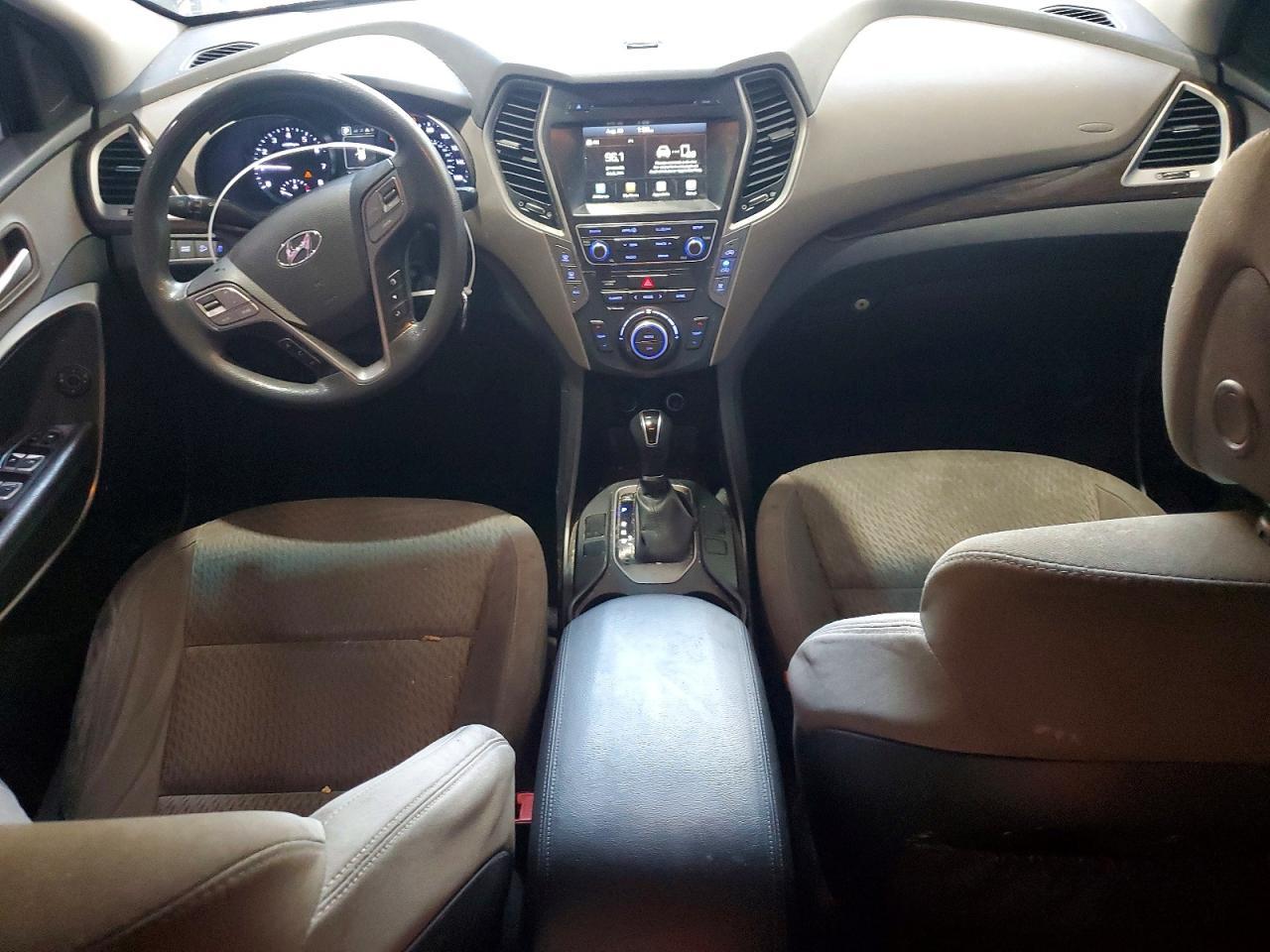 2018 Hyundai Santa Fe - zdjęcie 8