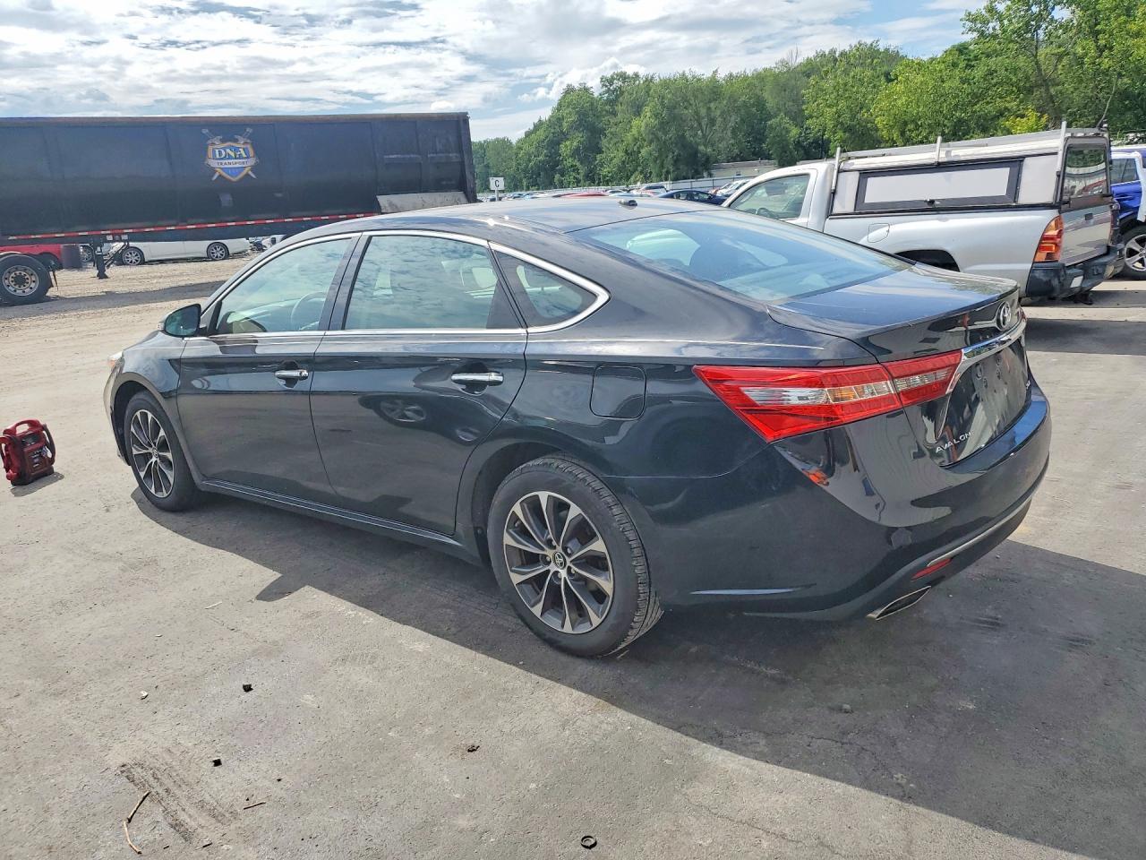 2017 Toyota Avalon Xle Plus - zdjęcie 2