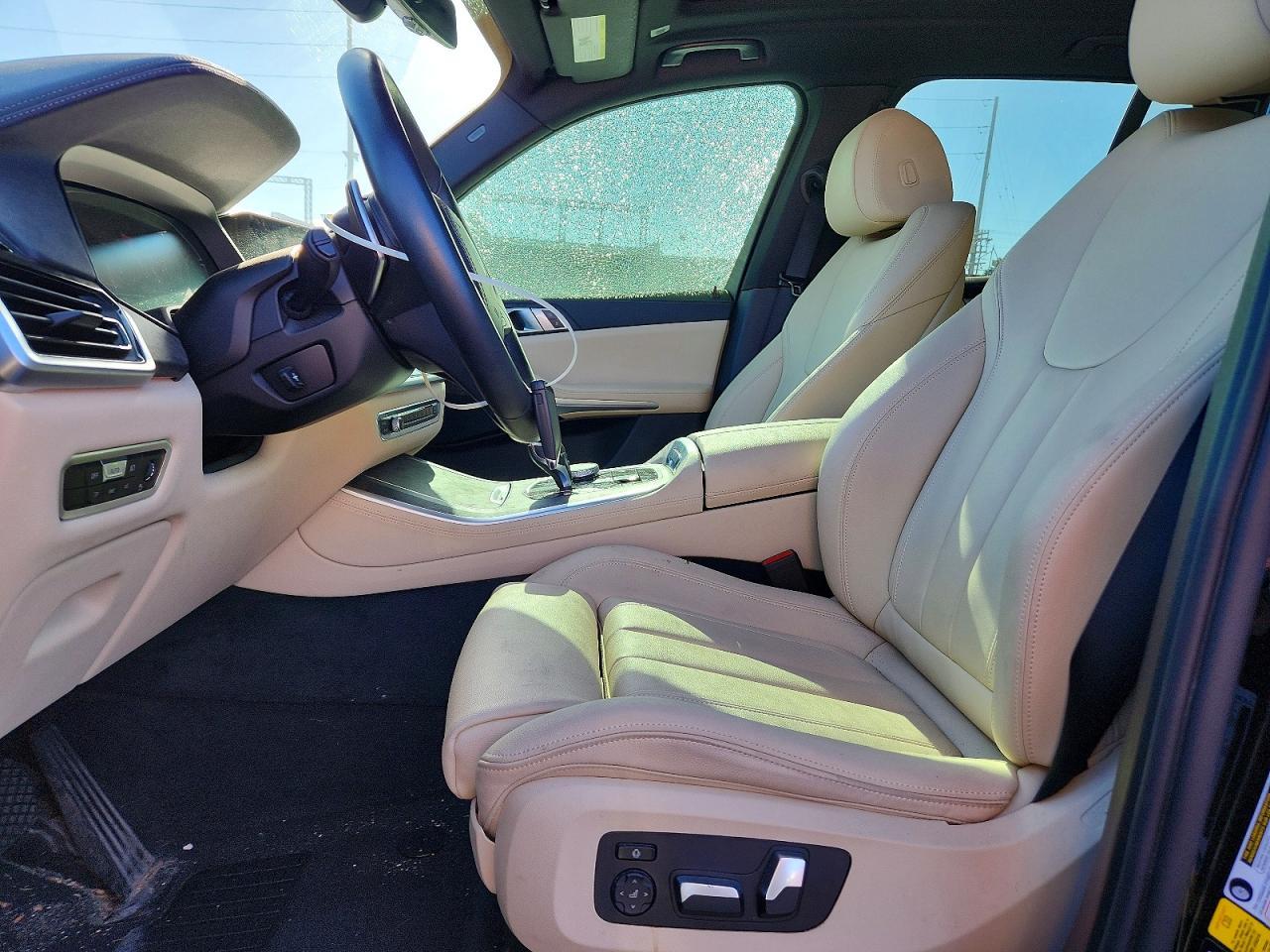 2022 BMW X5 xDrive40I - zdjęcie 7