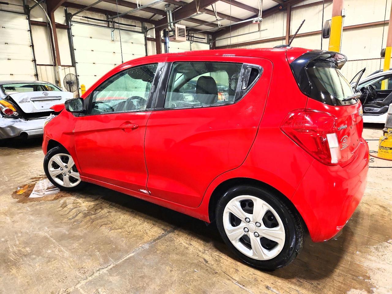 2022 Chevrolet Spark Ls - zdjęcie 2