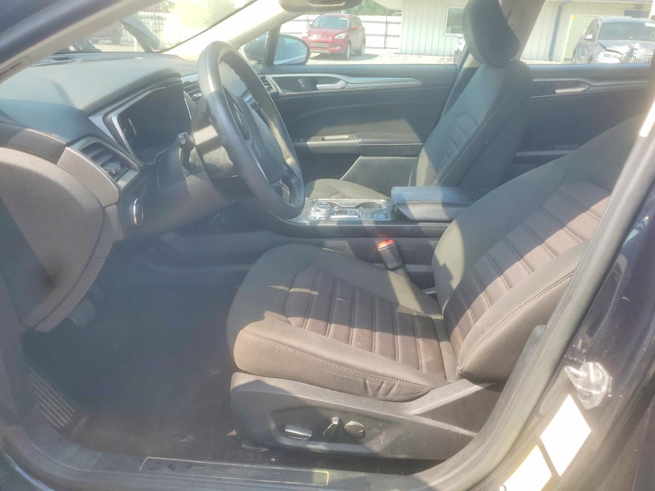2020 Ford Fusion Se - zdjęcie 7