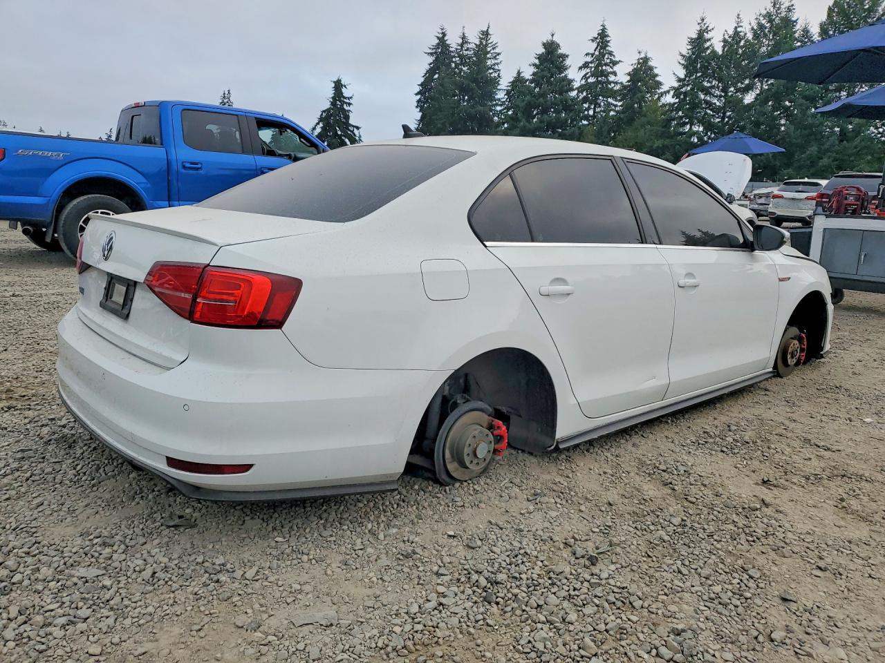 2017 Volkswagen Jetta Gli - zdjęcie 3