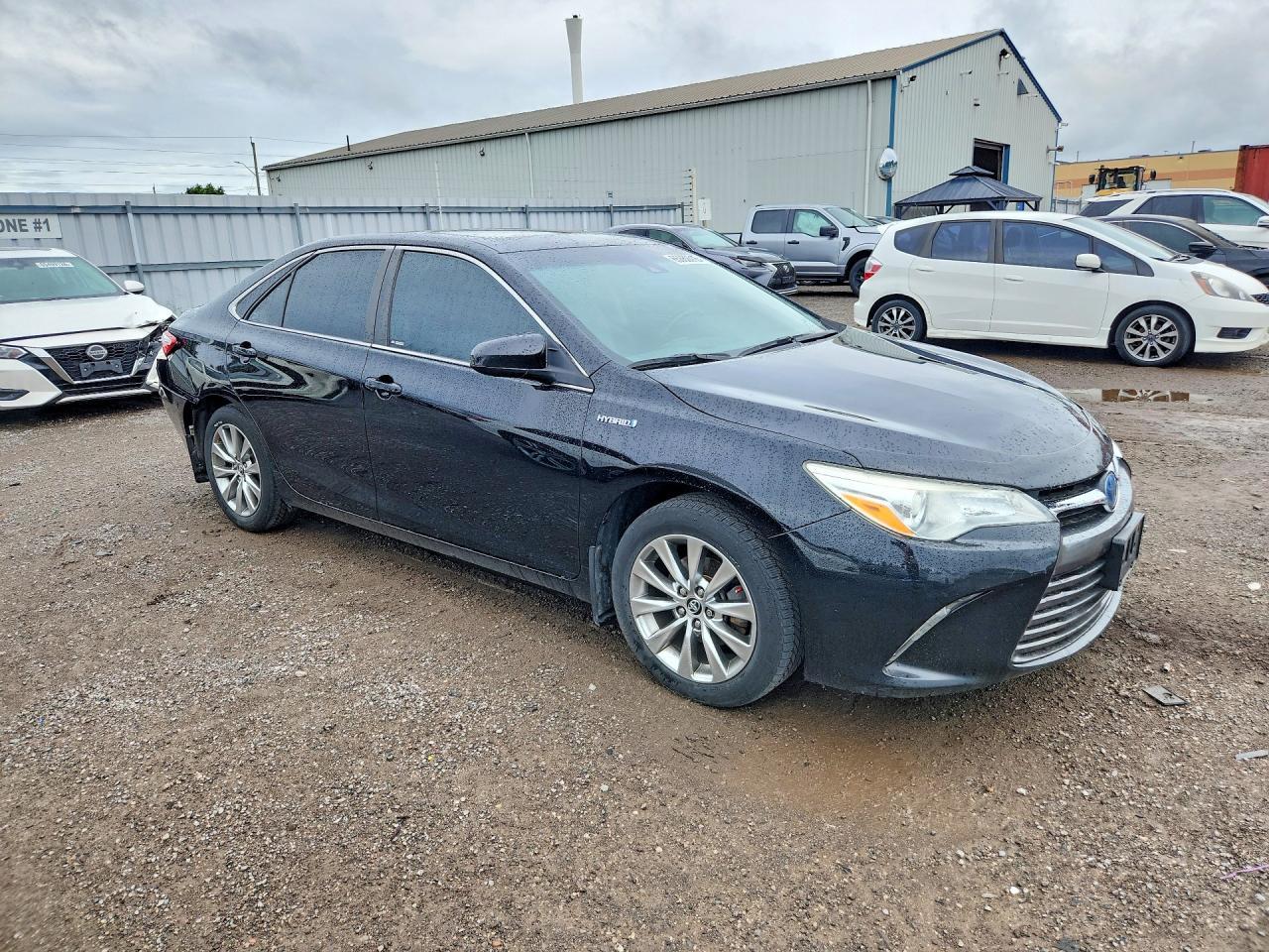 2016 Toyota Camry Hybrid - zdjęcie 4