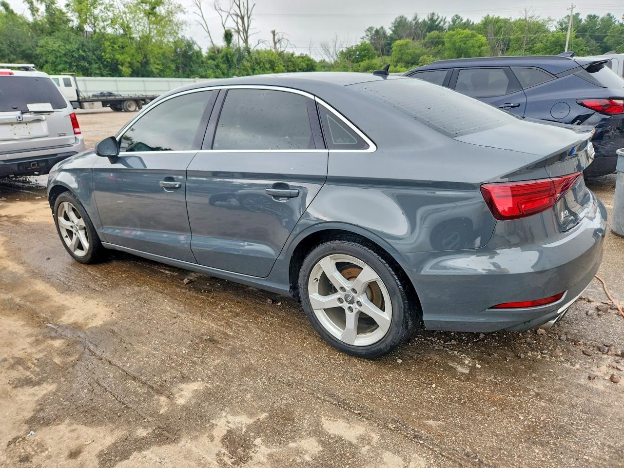 2019 Audi A3 Premium - zdjęcie 2