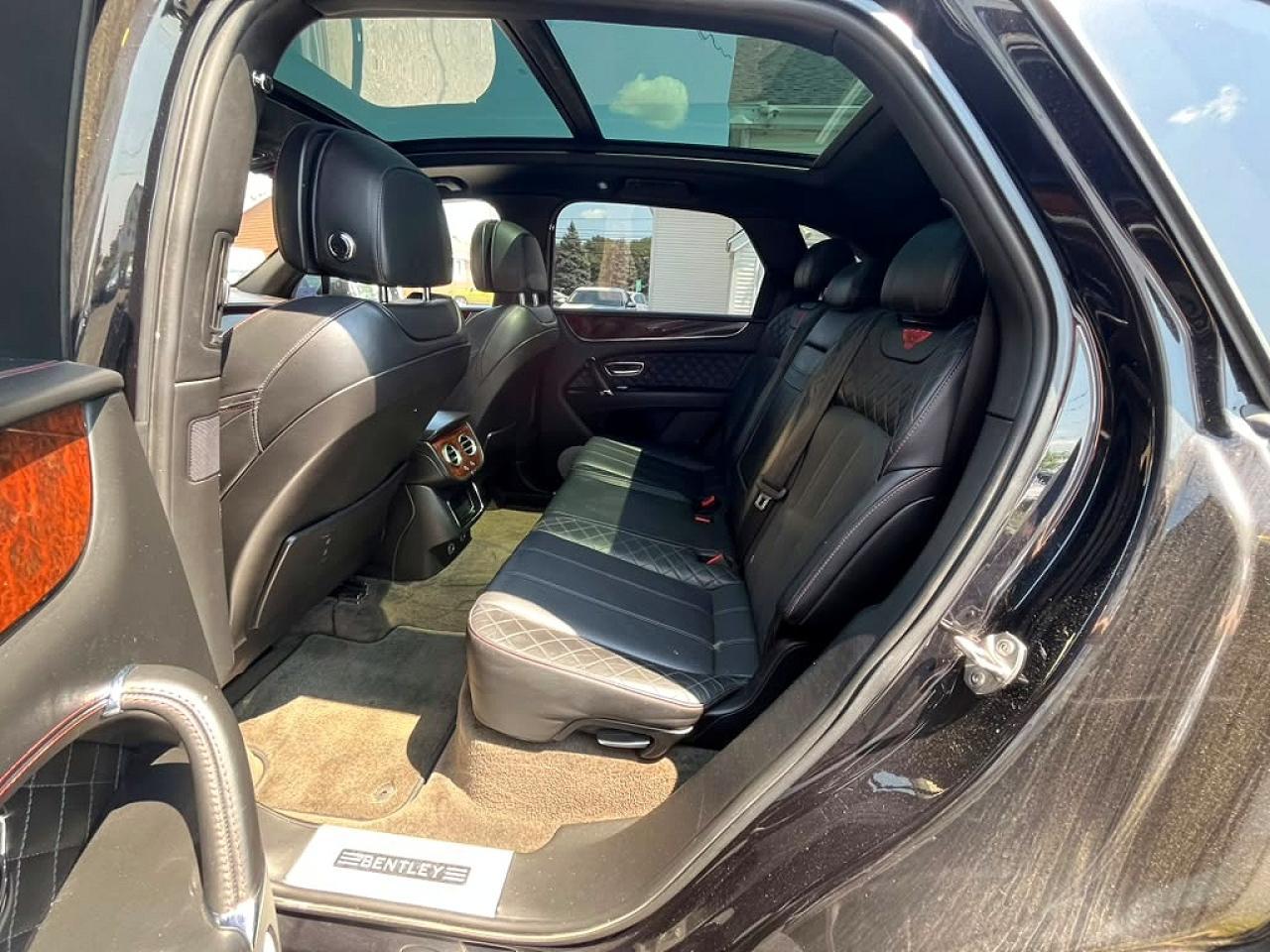 2017 Bentley Bentayga - zdjęcie 10