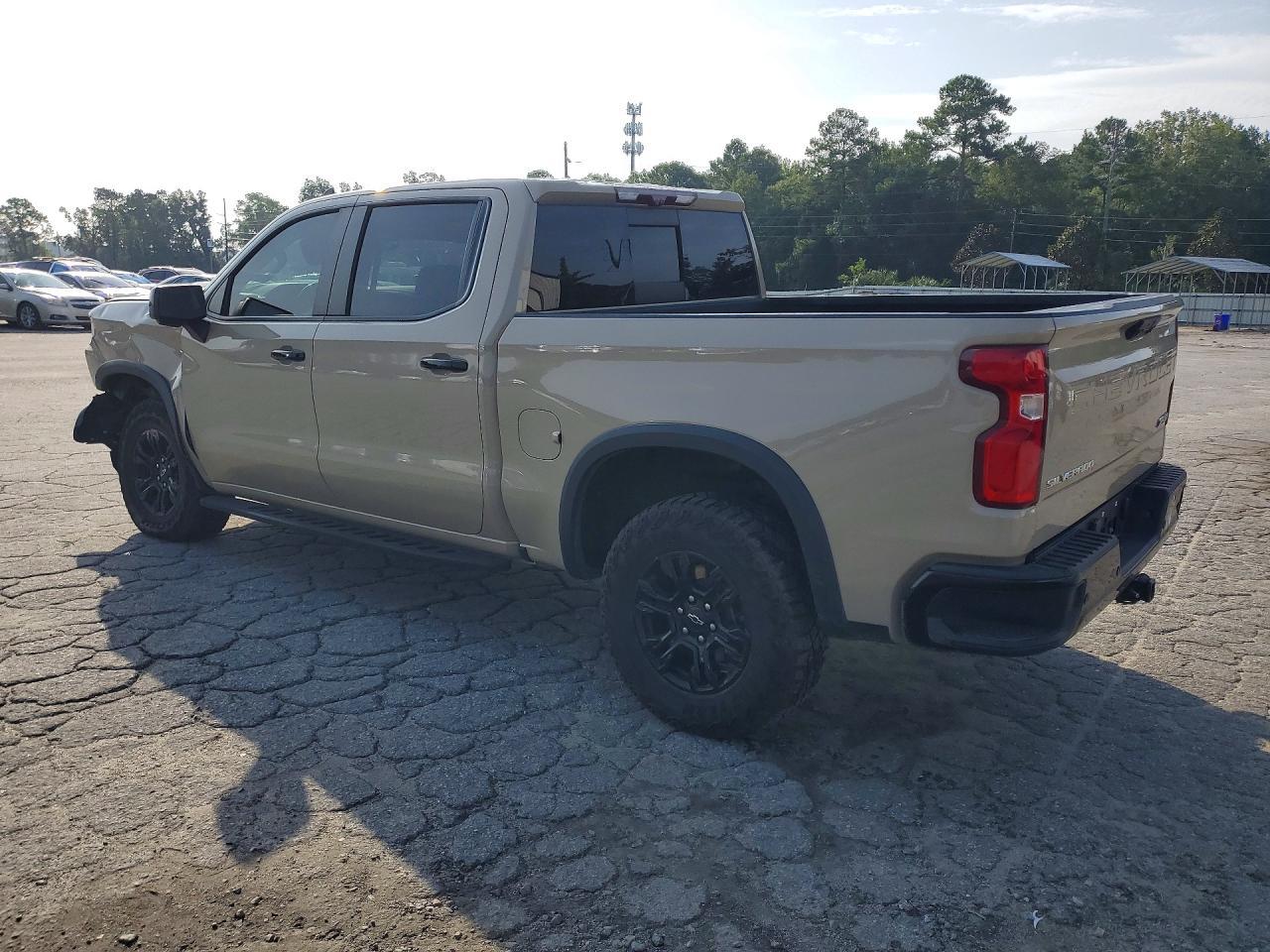 2023 Chevrolet Silverado K1500 Zr2 - zdjęcie 2