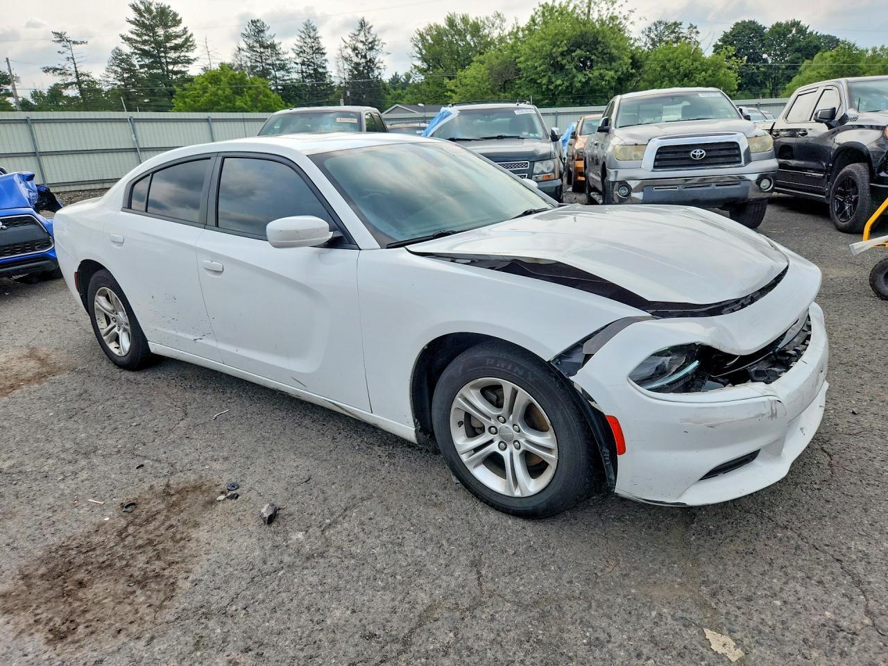 2020 Dodge Charger Sxt - zdjęcie 4