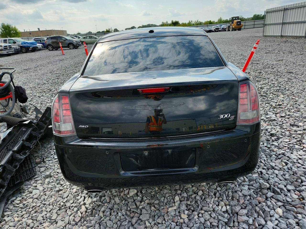 2014 Chrysler 300 S - zdjęcie 6