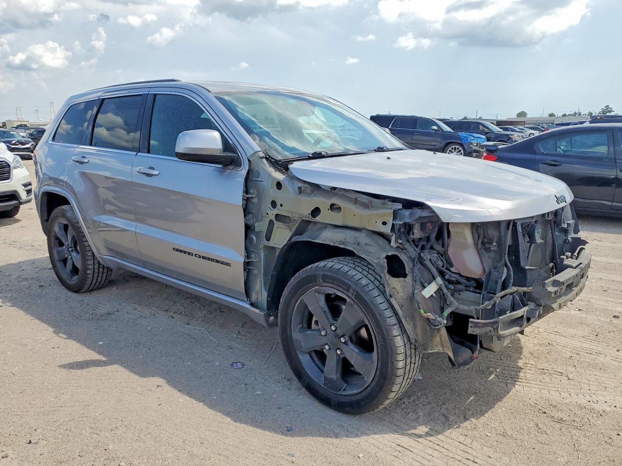 2015 Jeep Grand Cherokee Laredo - zdjęcie 4
