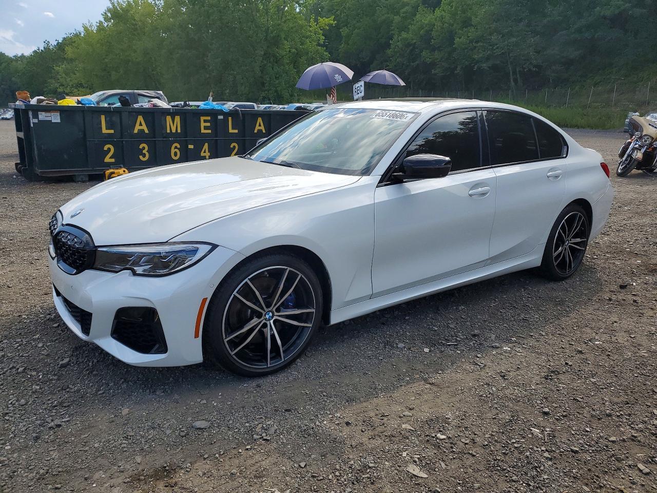 2021 BMW M340Xi - zdjęcie główne