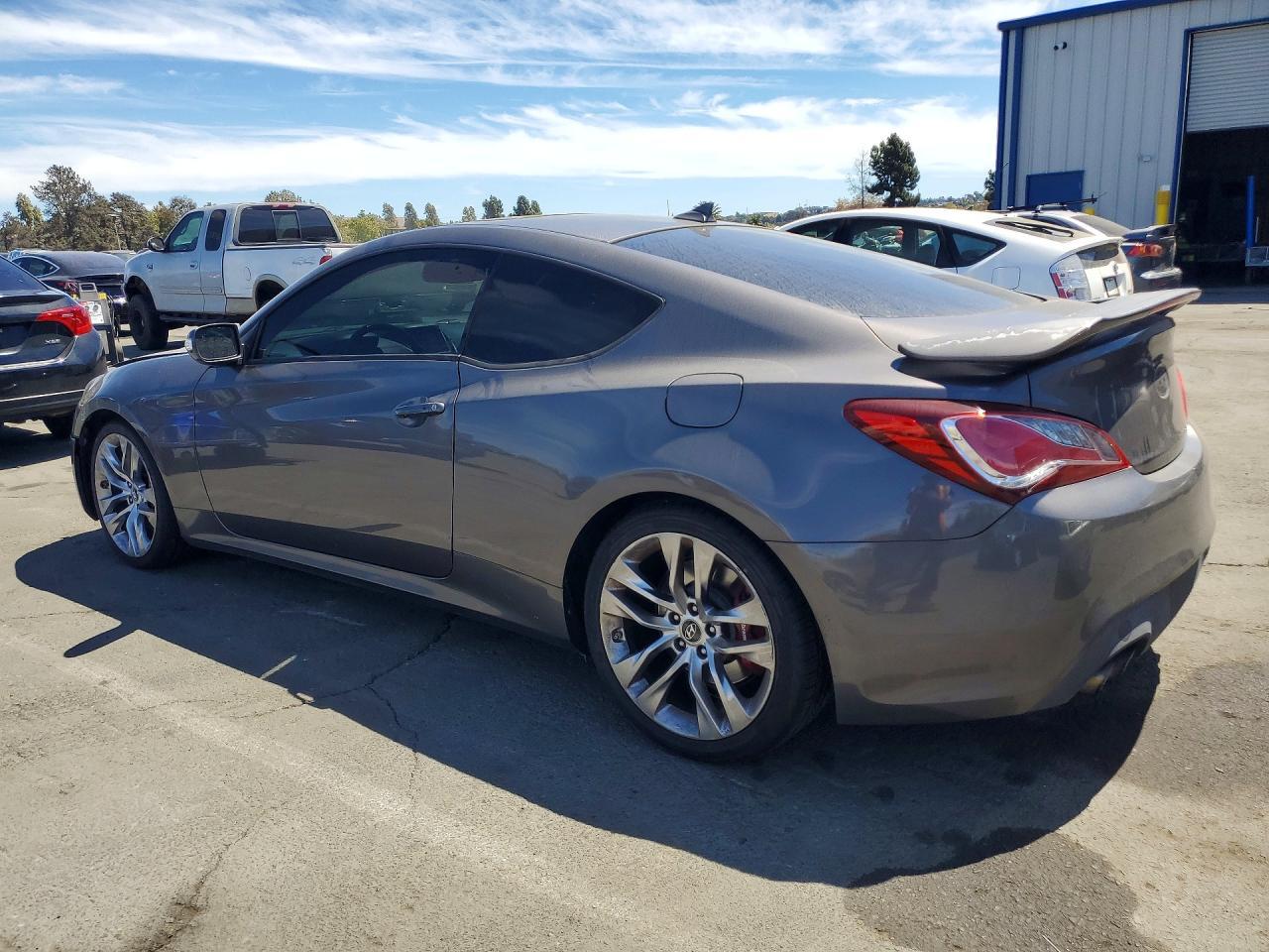2013 Hyundai Genesis Coupe 3.8 Track - zdjęcie 2