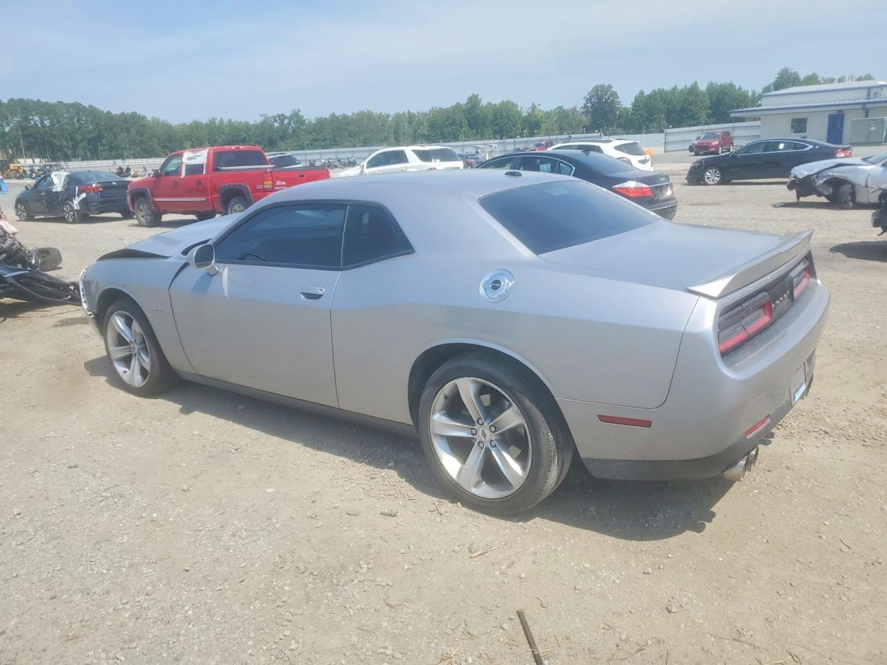 2018 Dodge Challenger R/T - zdjęcie 2