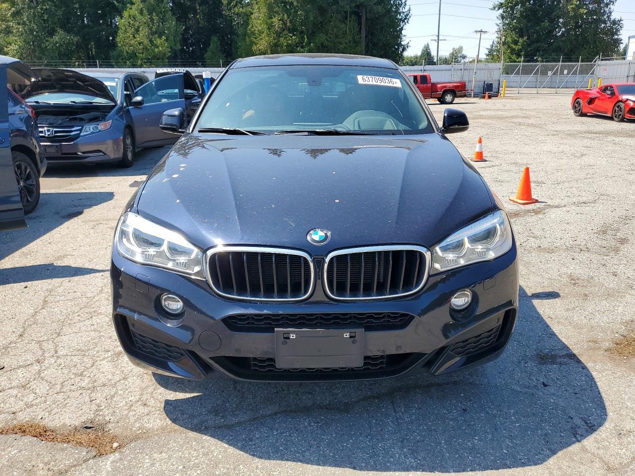 2017 BMW X6 xDrive35I - zdjęcie 5