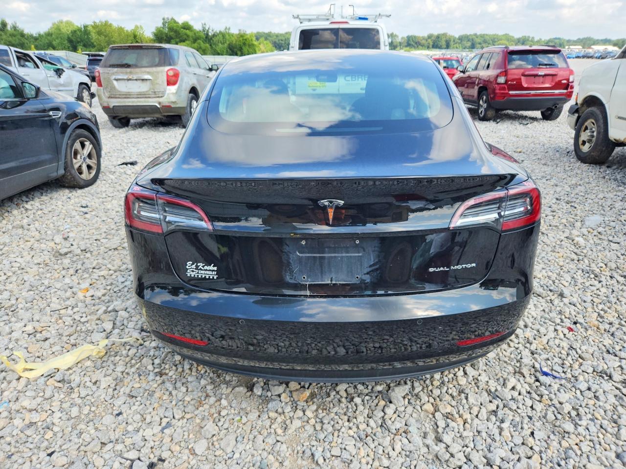 2018 Tesla Model 3 - zdjęcie 6