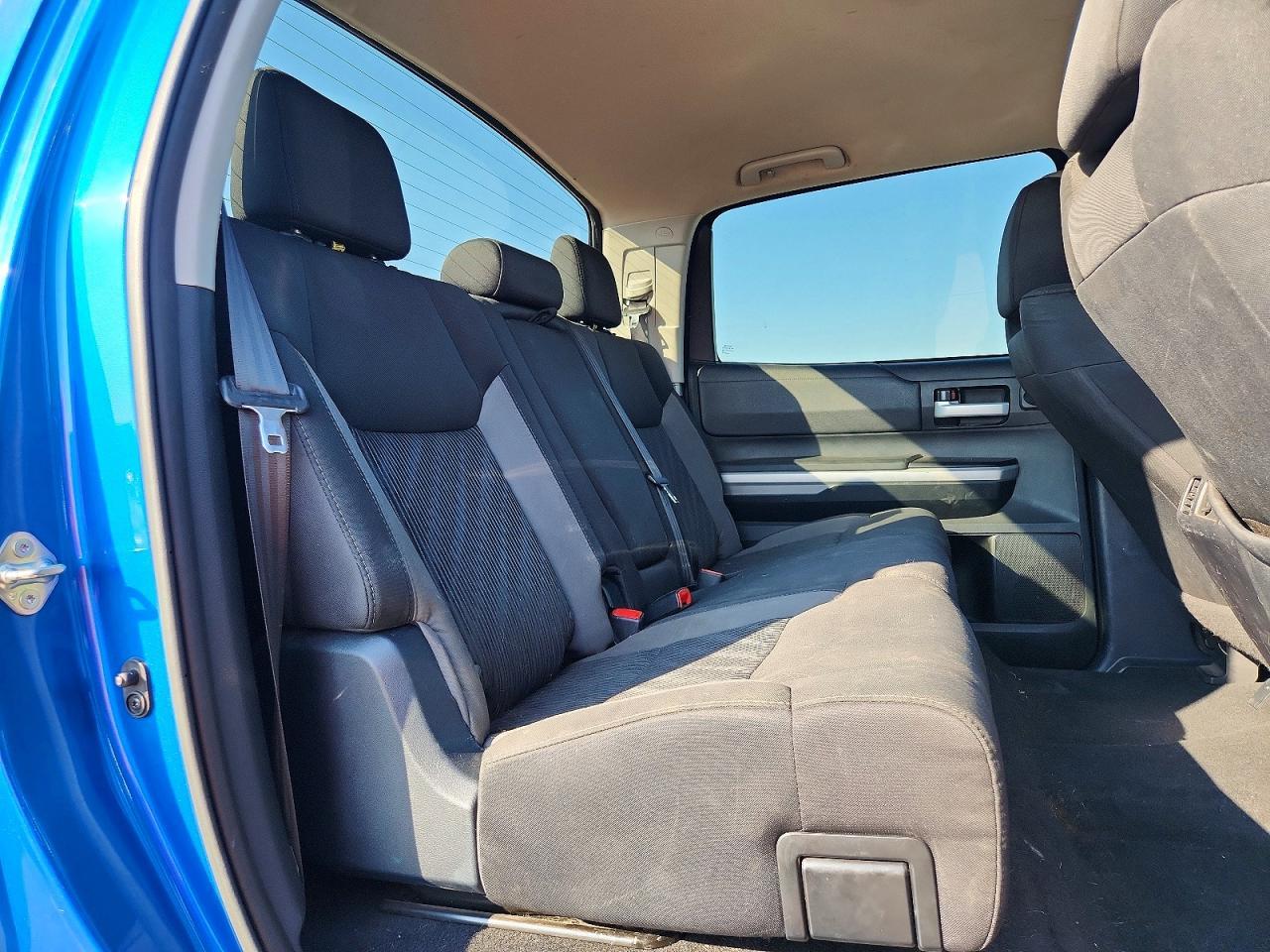 2017 Toyota Tundra Sr5 - zdjęcie 10