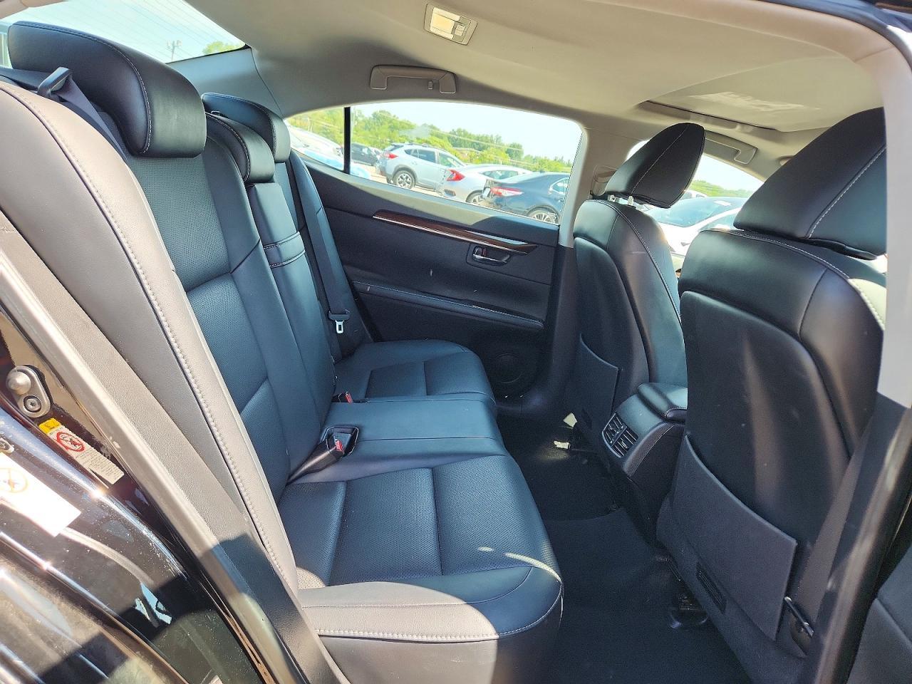 2016 Lexus Es 350 - zdjęcie 10