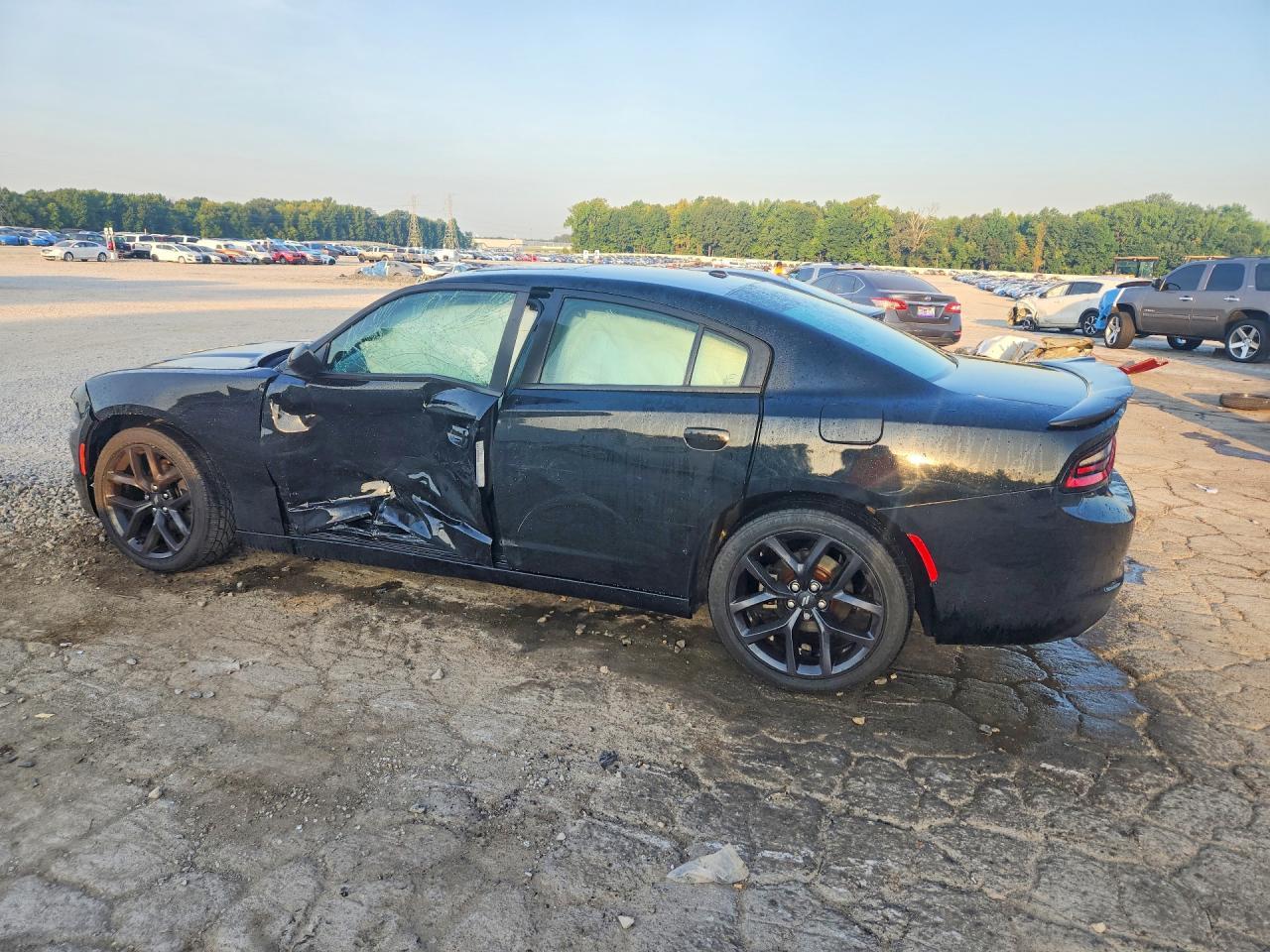 2022 Dodge Charger Sxt - zdjęcie 2