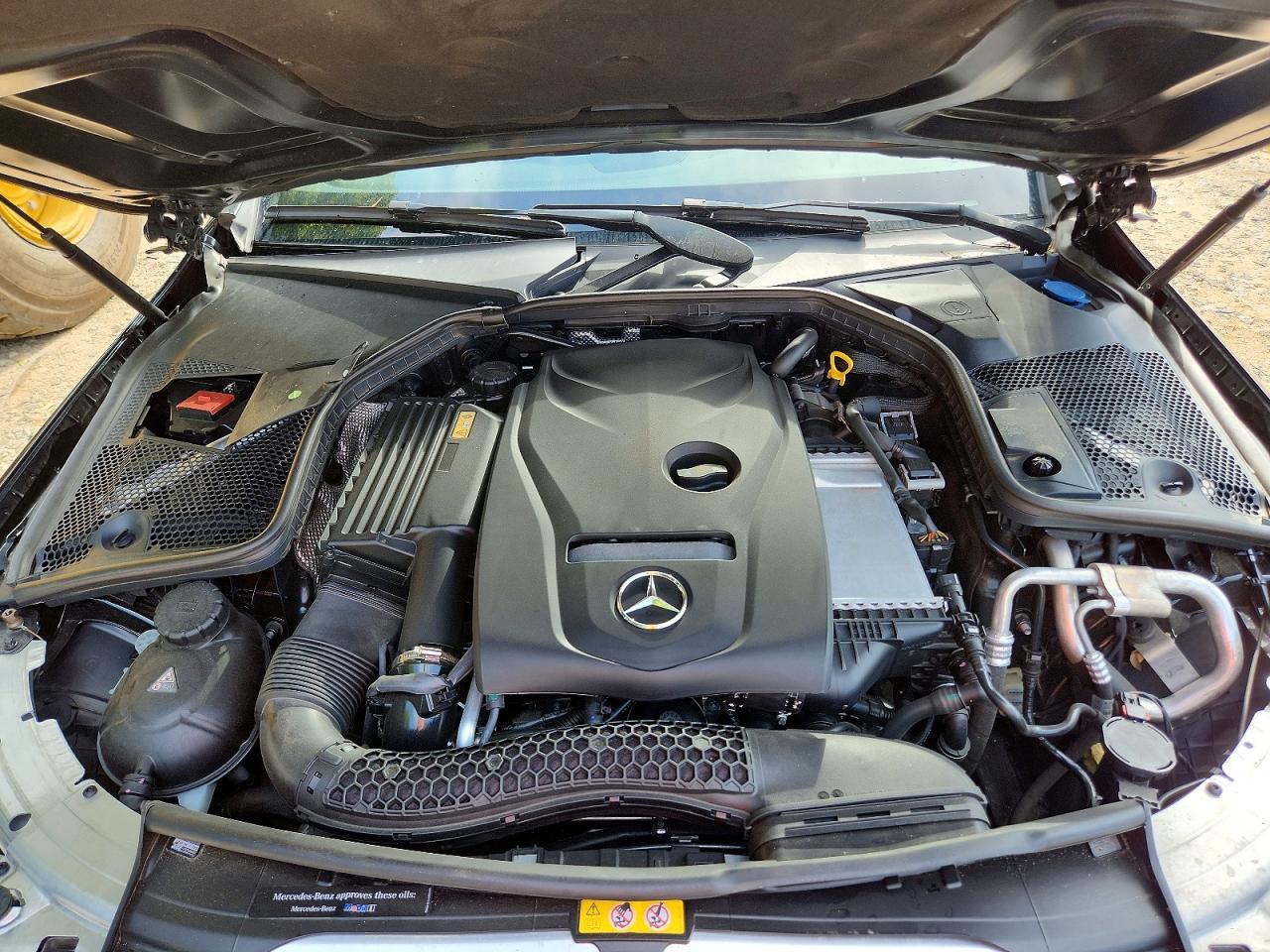 2017 Mercedes-Benz C 300 4Matic - zdjęcie 11