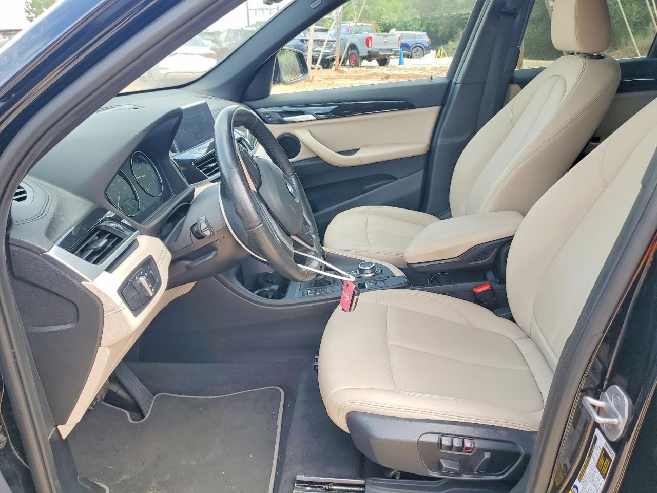 2021 BMW X1 Sdrive28I - zdjęcie 7