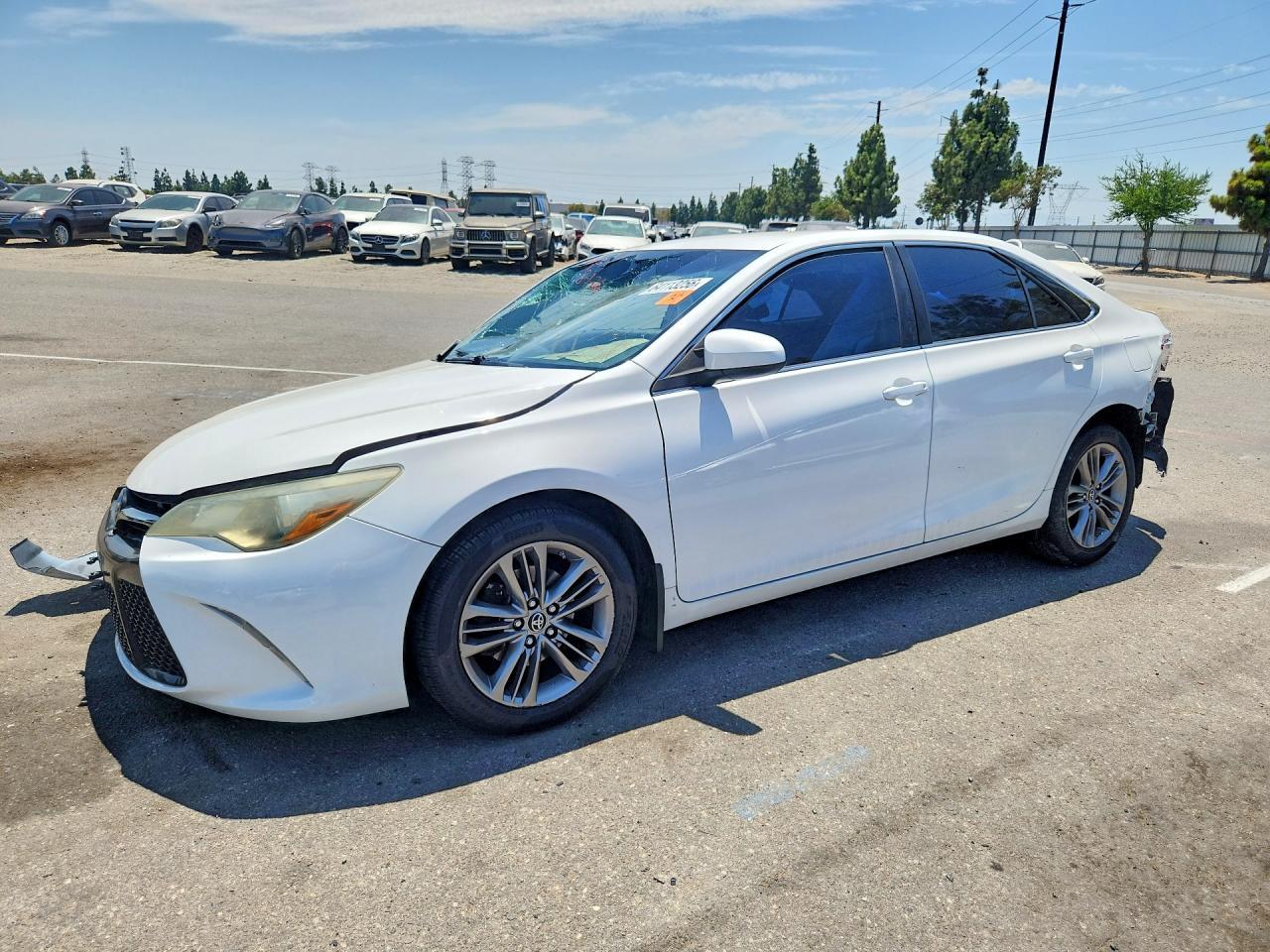 2015 Toyota Camry Se - zdjęcie główne