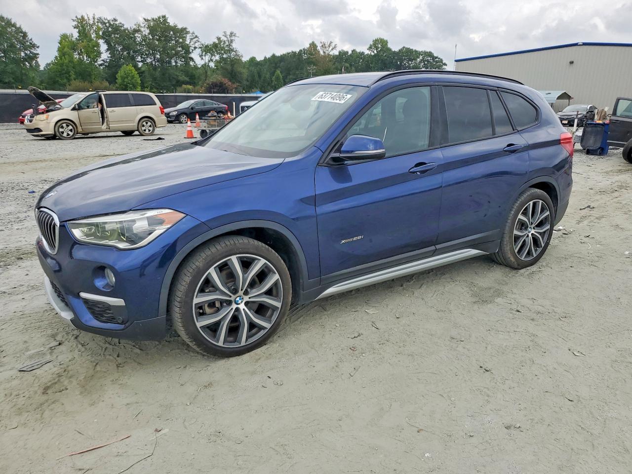 2017 BMW X1 Sdrive28I - zdjęcie główne