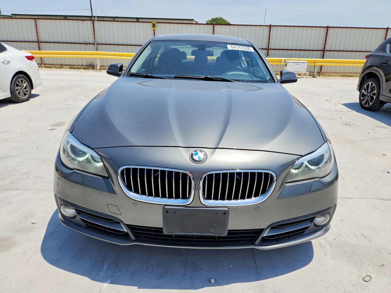 2015 BMW Seria 5 528i - zdjęcie 5