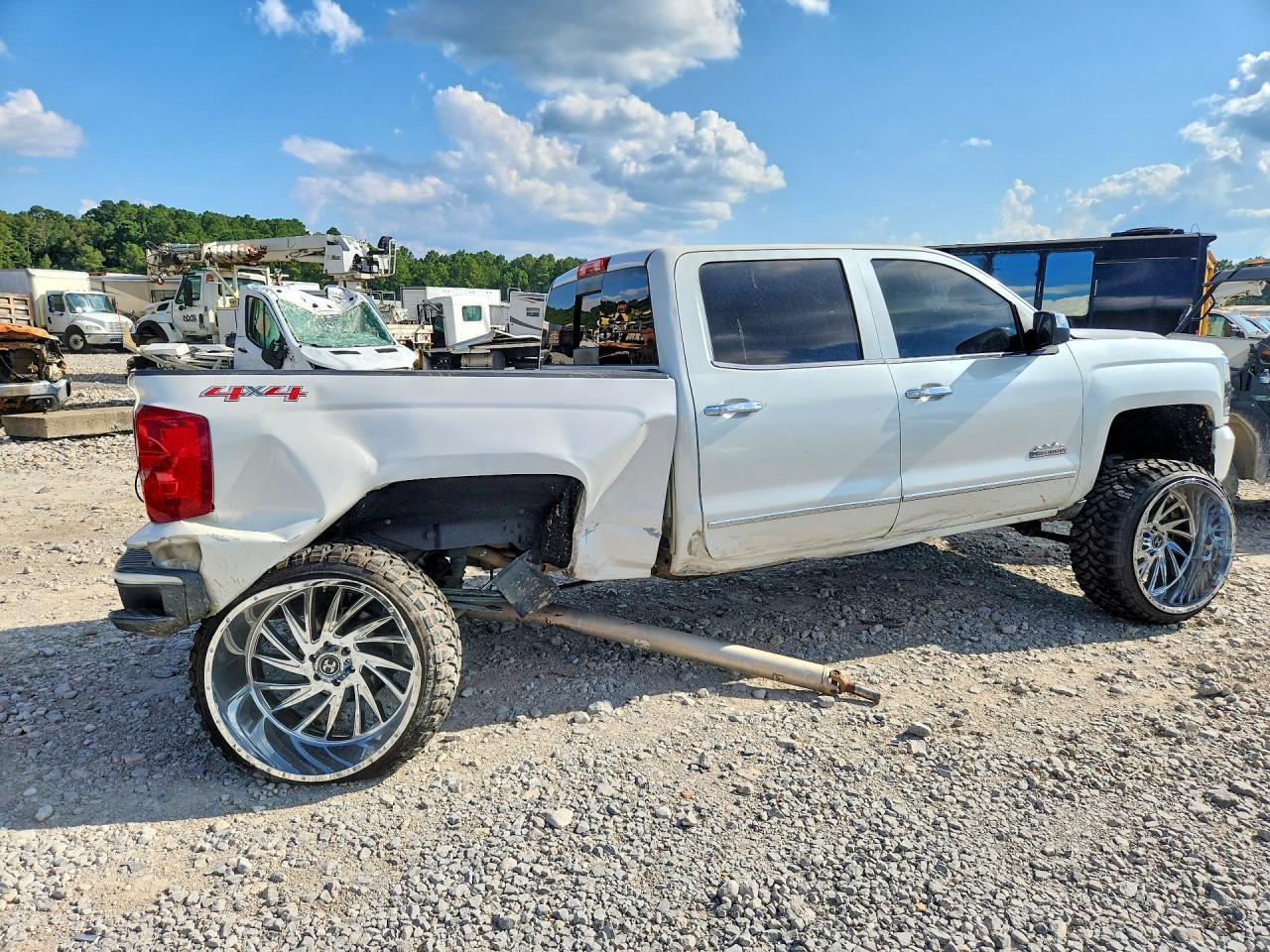 2017 Chevrolet Silverado K1500 High Country - zdjęcie 3