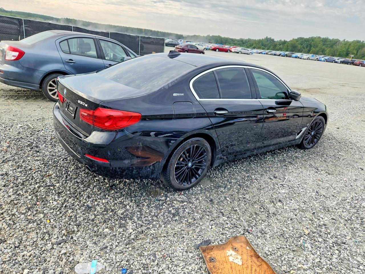 2018 BMW 530E - zdjęcie 3