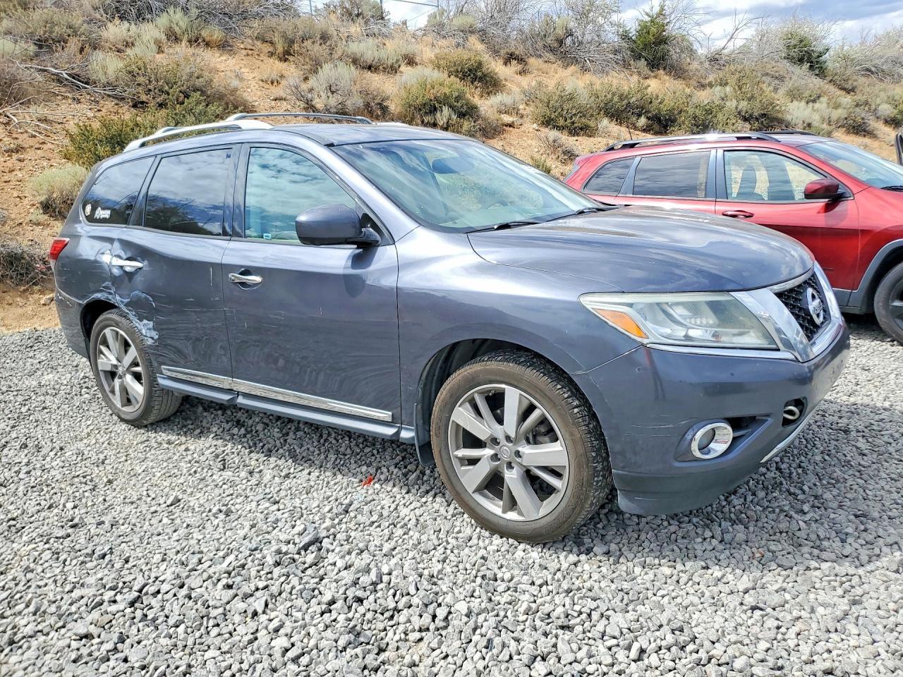 2014 Nissan Pathfinder S - zdjęcie 4