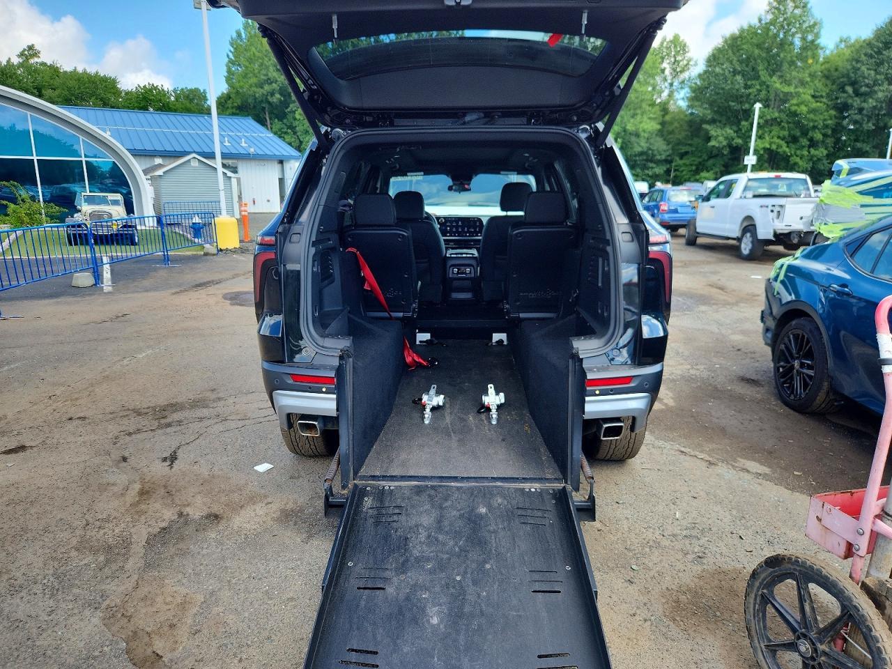 2025 Chevrolet Traverse Lt - zdjęcie 13