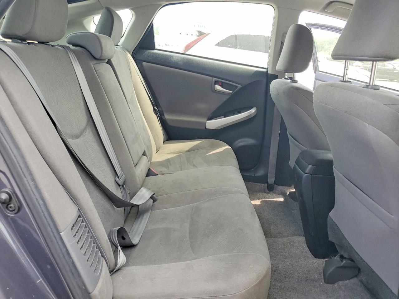 2015 Toyota Prius Three - zdjęcie 10