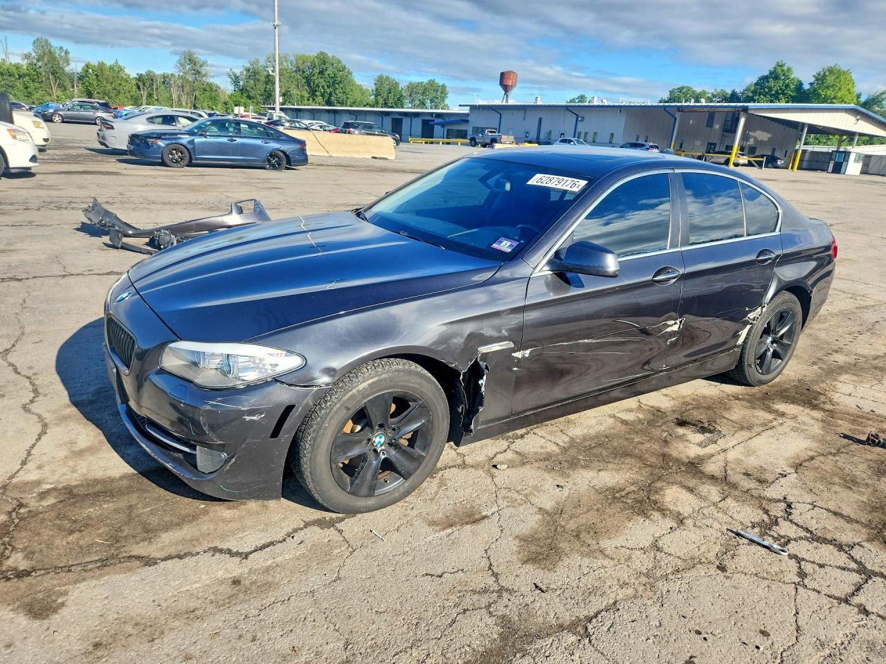 2013 BMW 528 Xi - zdjęcie główne