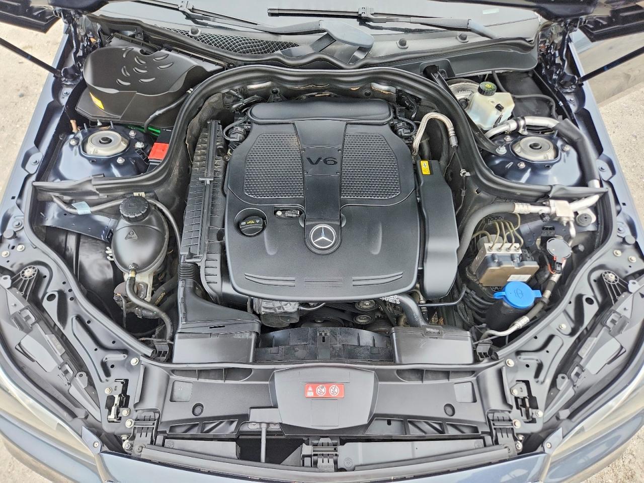 2014 Mercedes-Benz E 350 - zdjęcie 11