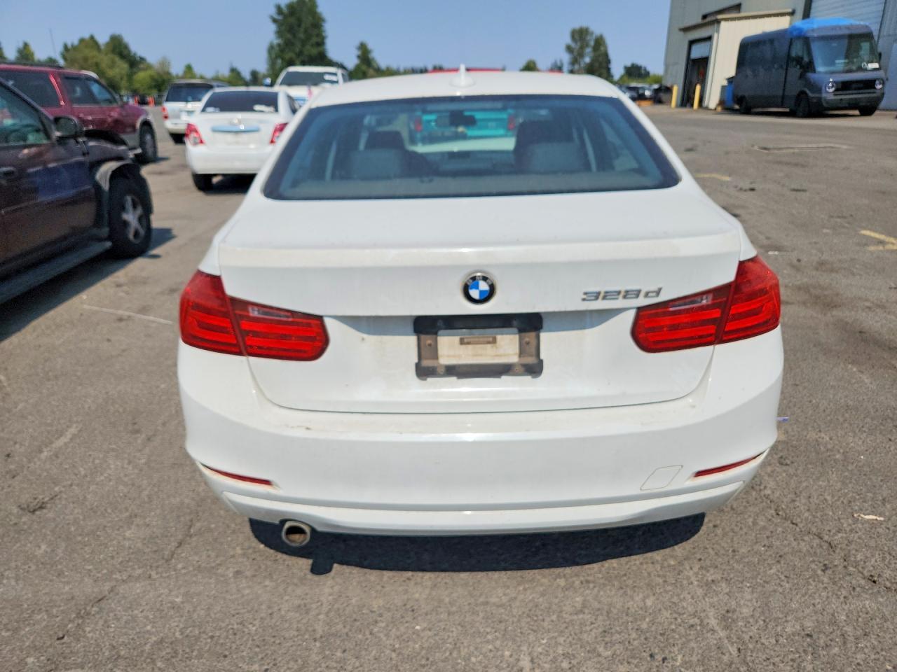 2014 BMW 328 D - zdjęcie 6