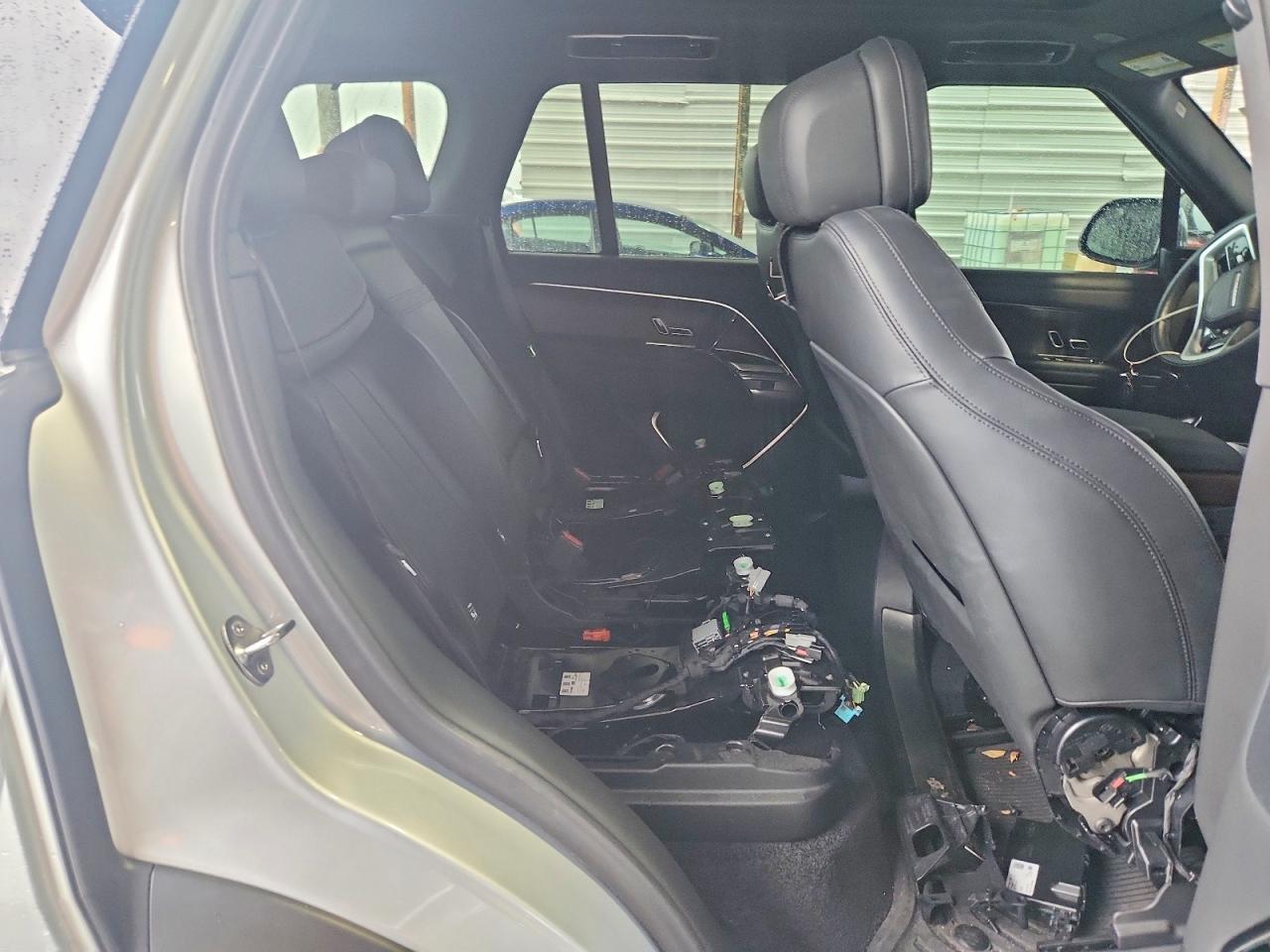 2023 Land Rover Range Rover Se - zdjęcie 11