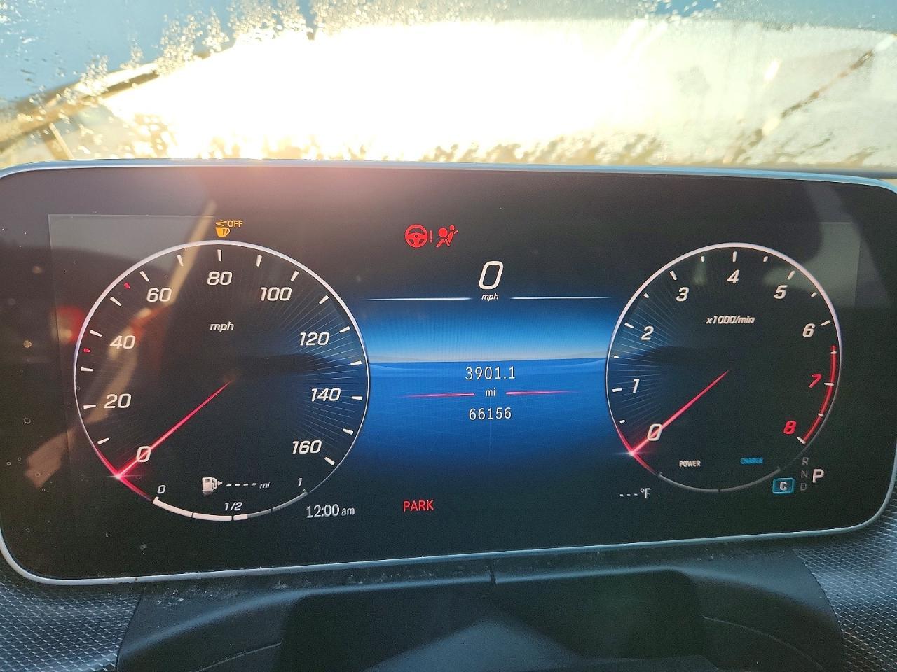 2024 Mercedes-Benz C 300 4Matic - zdjęcie 9