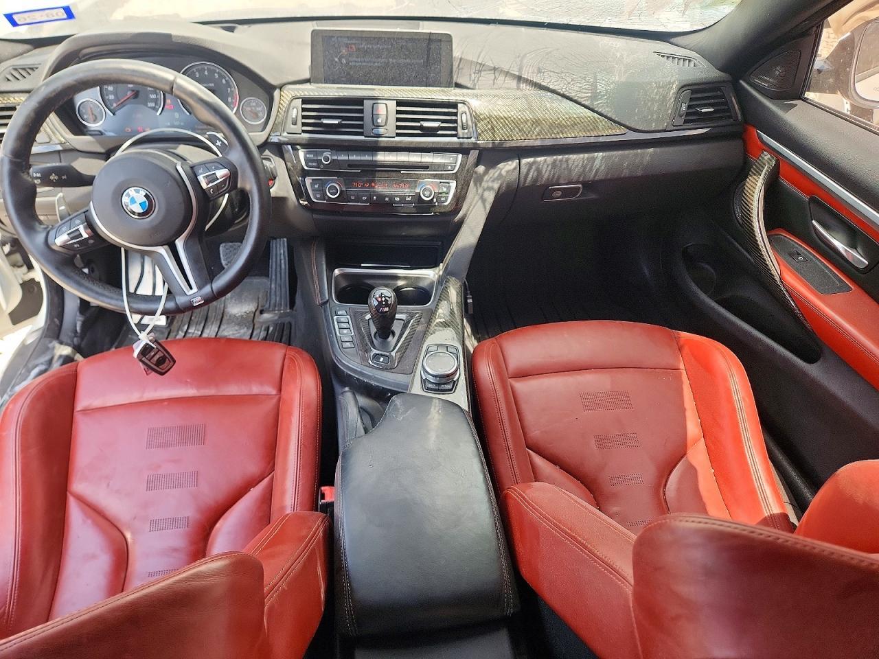 2015 BMW M4 - zdjęcie 8